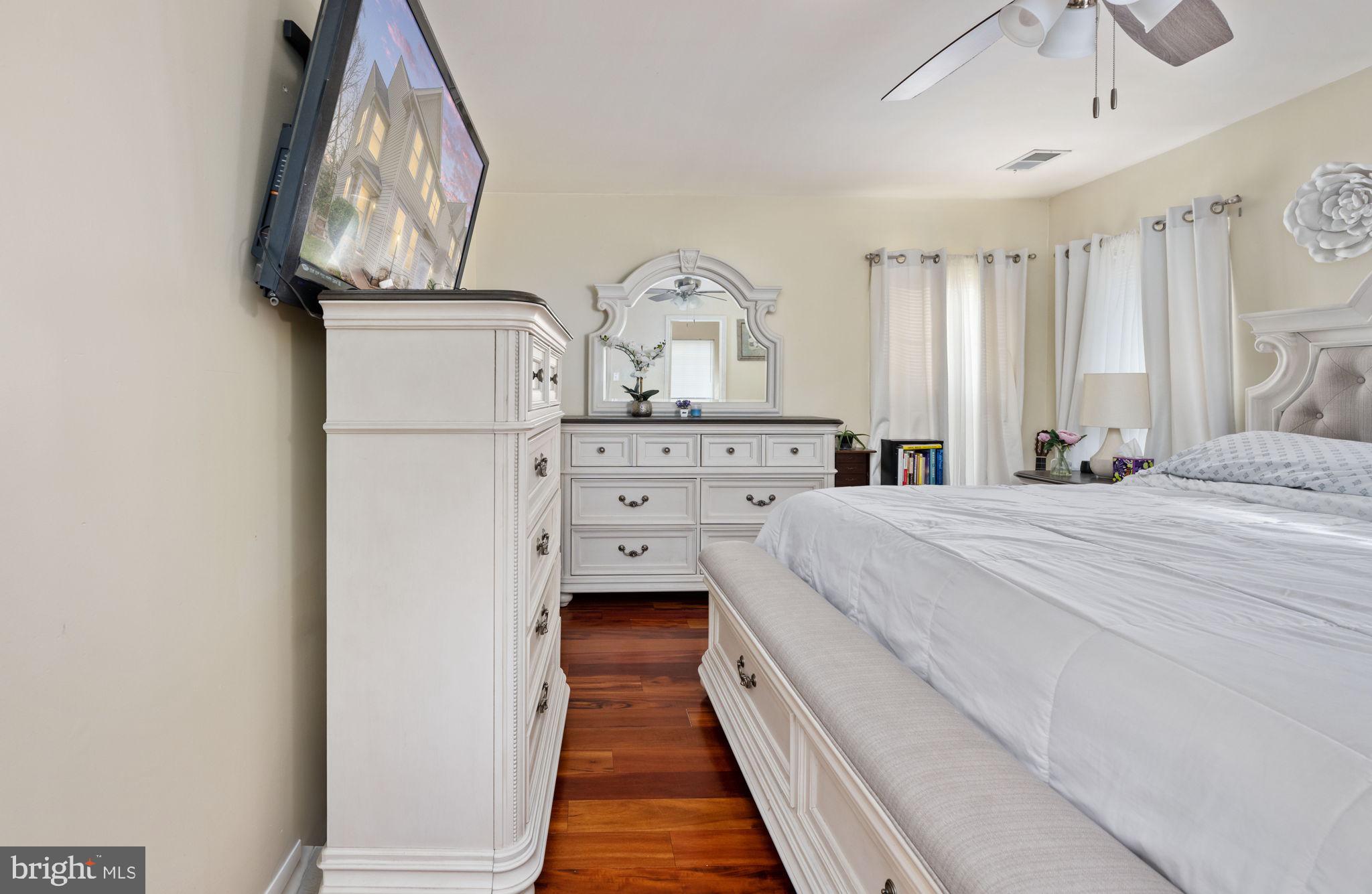 SPYGLASS HILL - Residential Lease