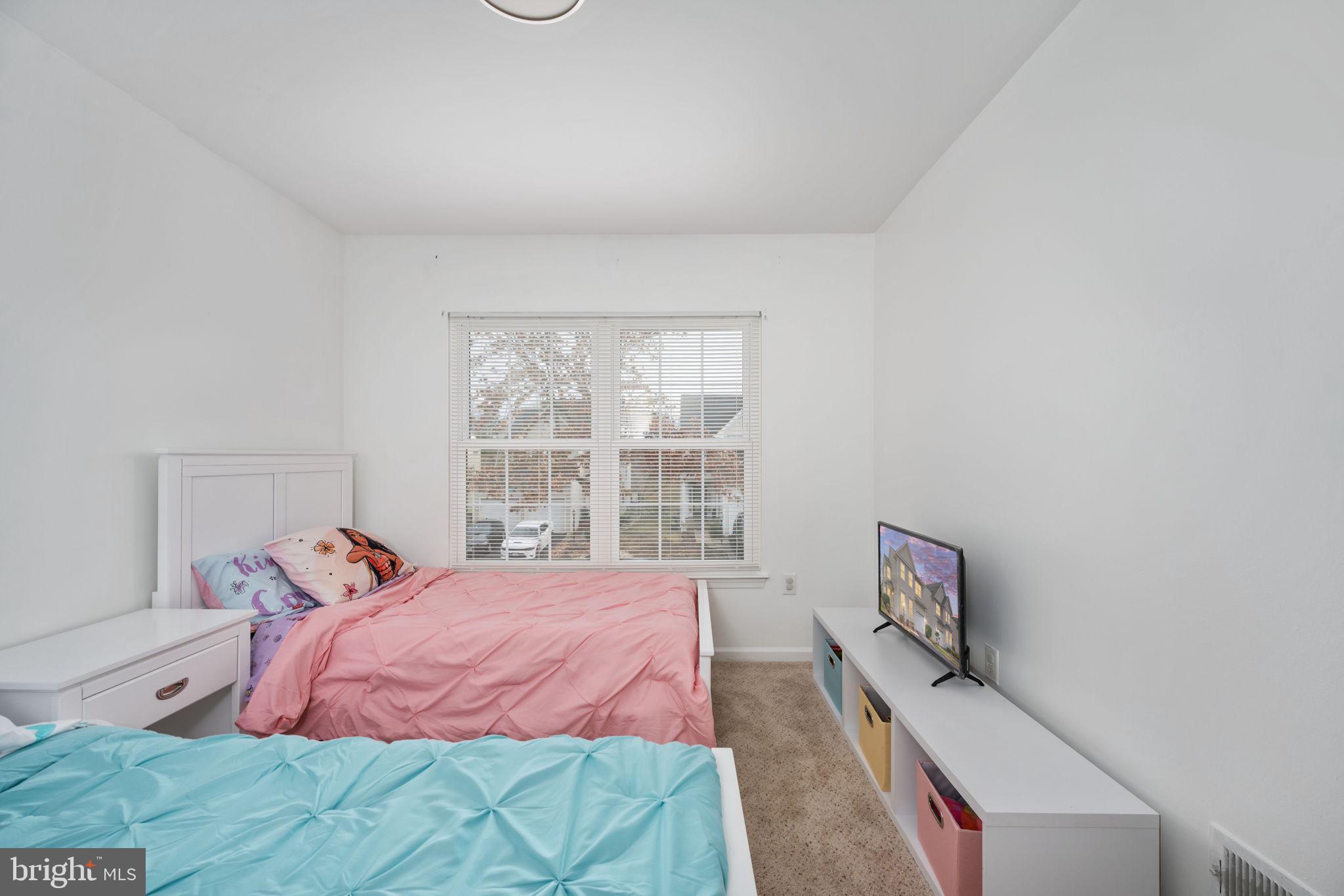 SPYGLASS HILL - Residential Lease