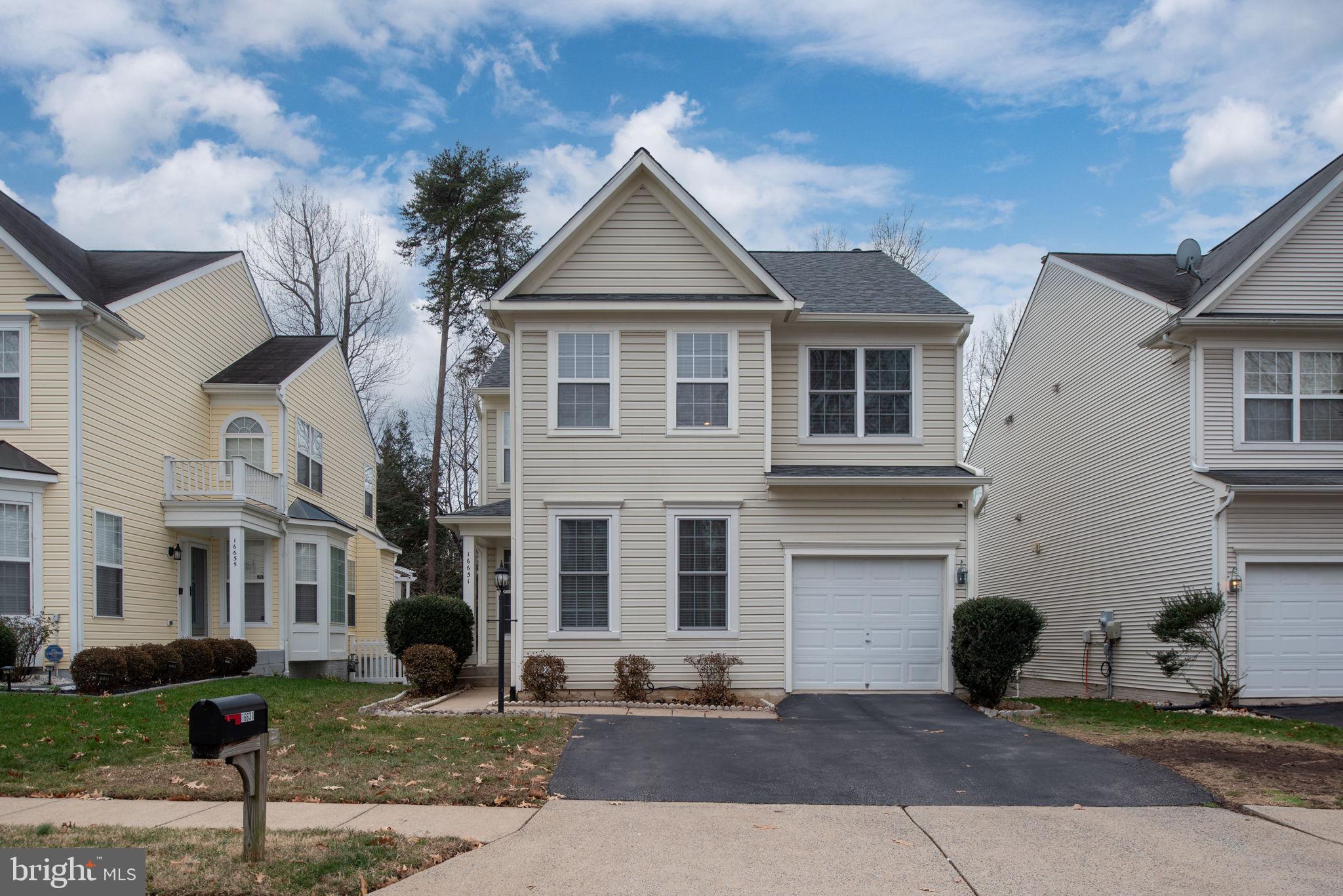 SPYGLASS HILL - Residential Lease