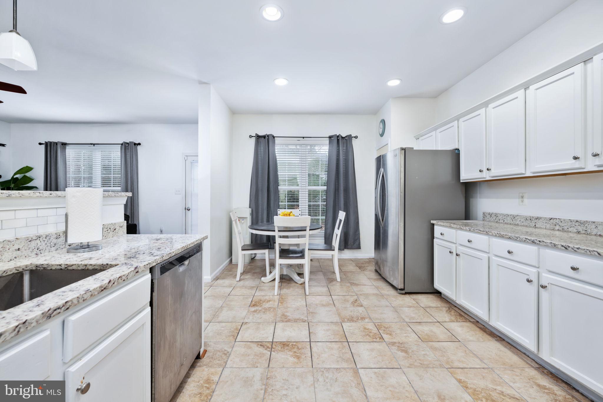 SPYGLASS HILL - Residential Lease