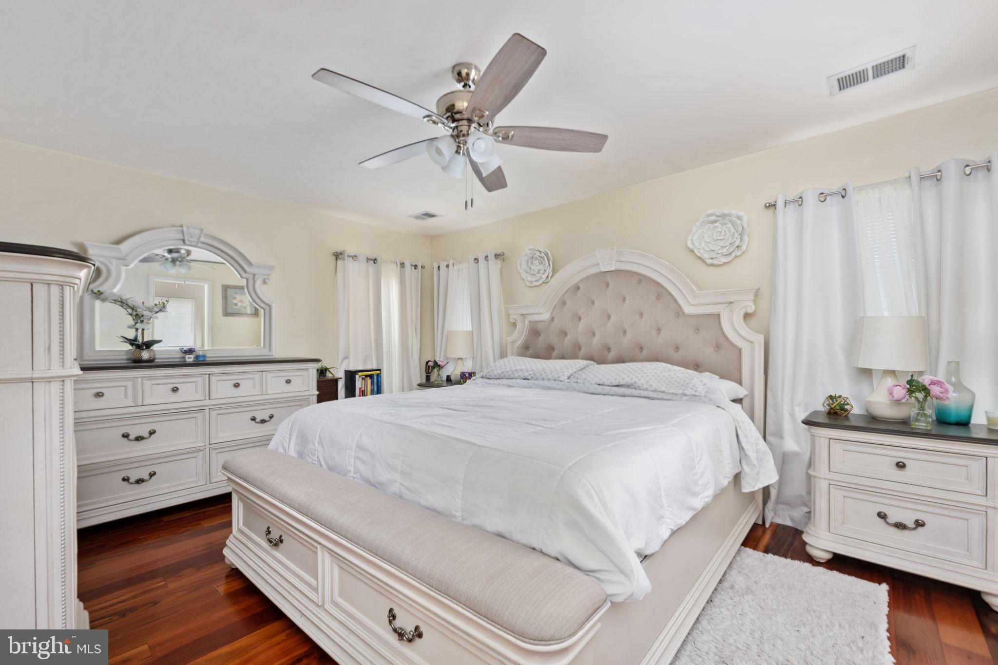 SPYGLASS HILL - Residential Lease