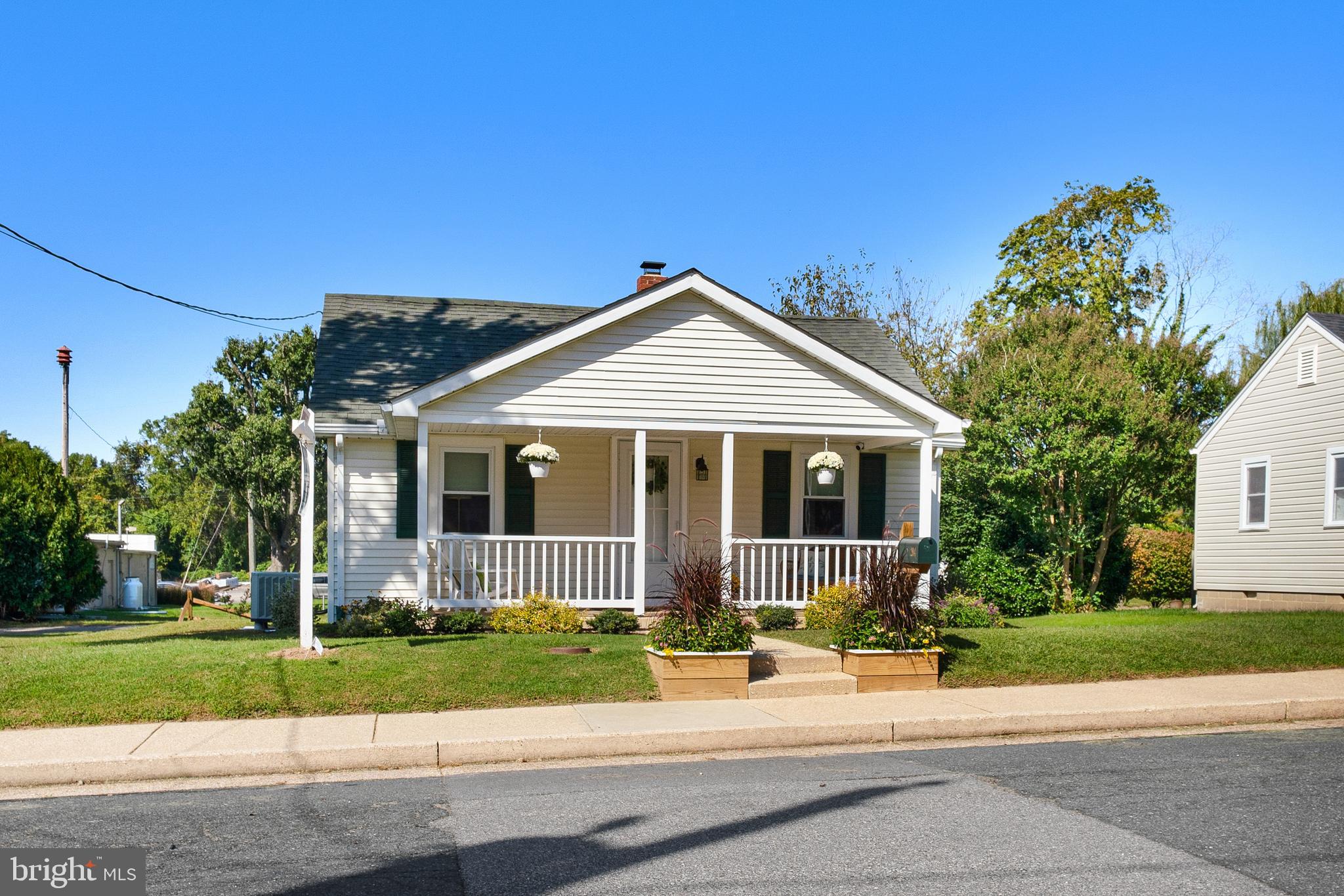 CENTREVILLE - Residential