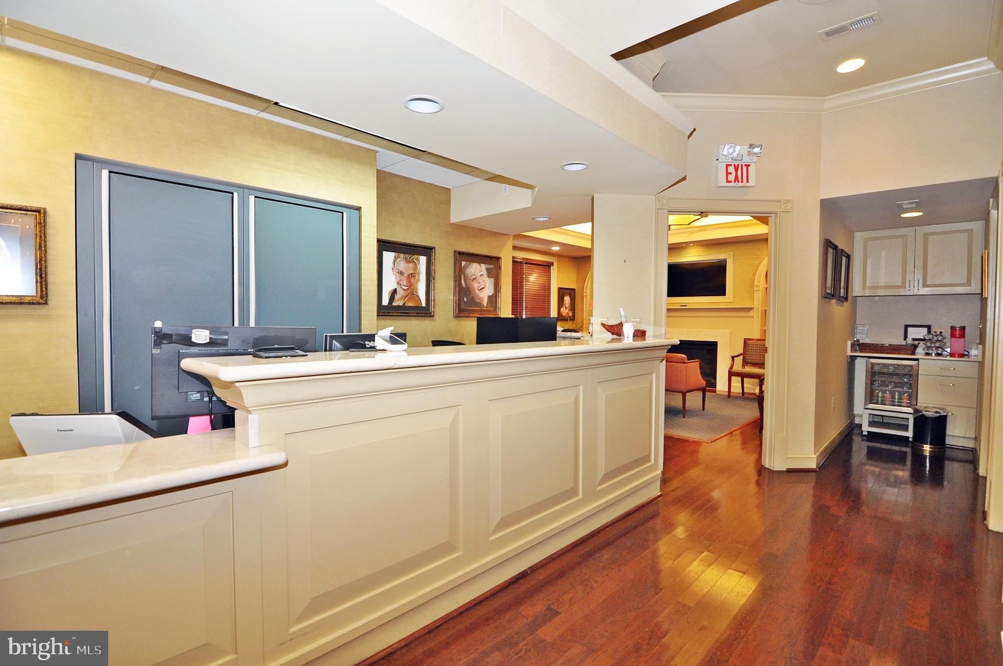 10614 WARWICK AVENUE A