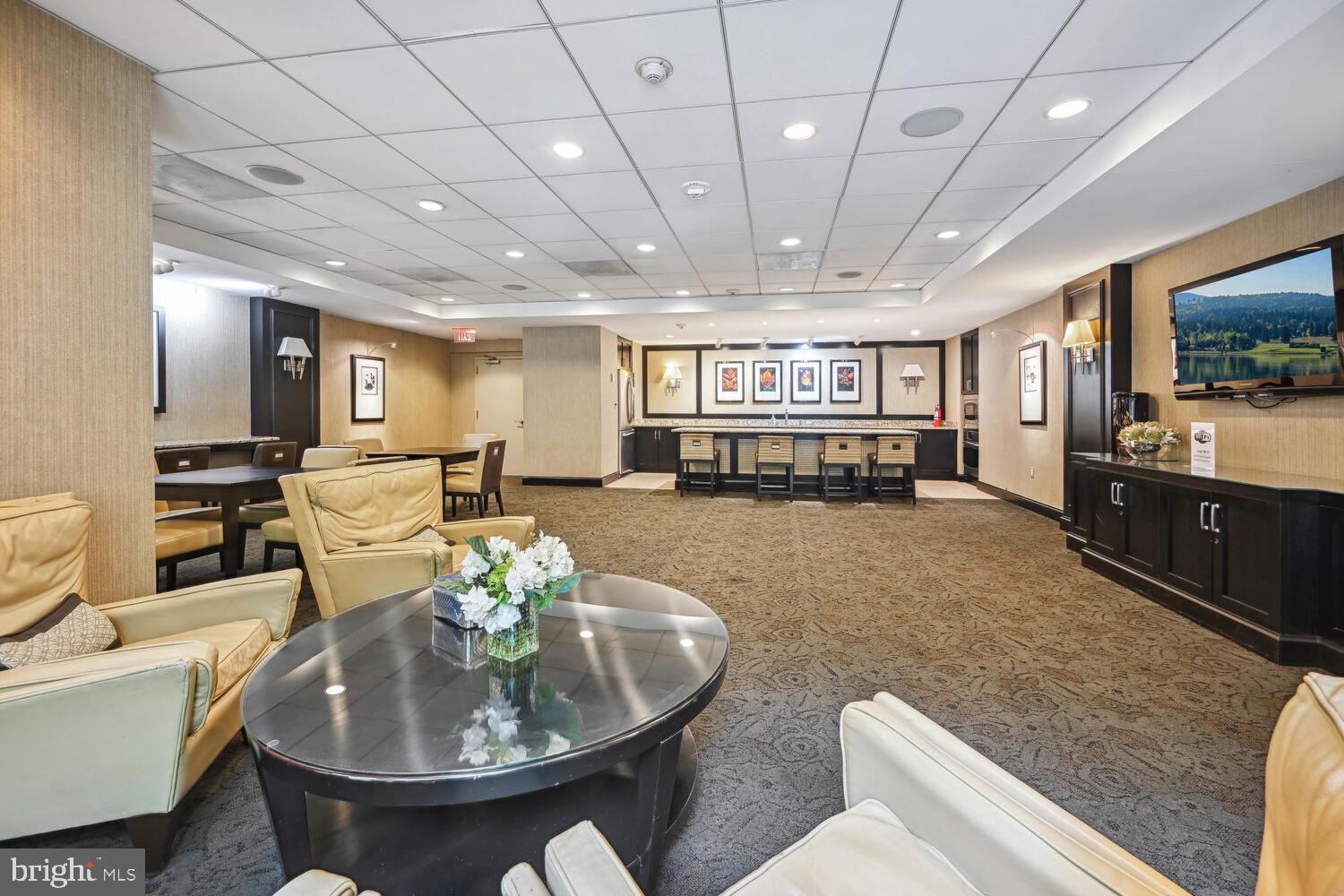 FRIENDSHIP HEIGHTS - Residential