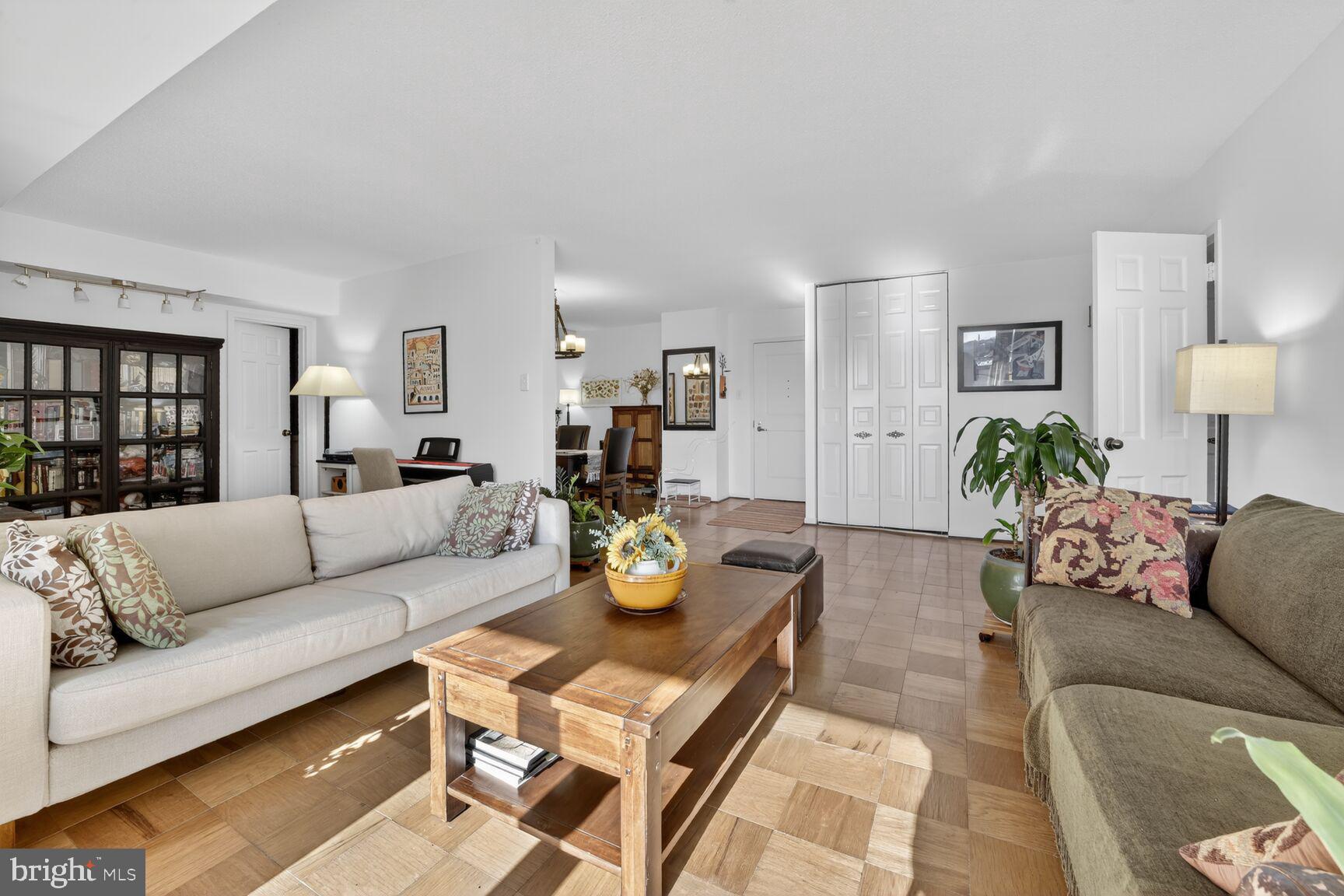 FRIENDSHIP HEIGHTS - Residential