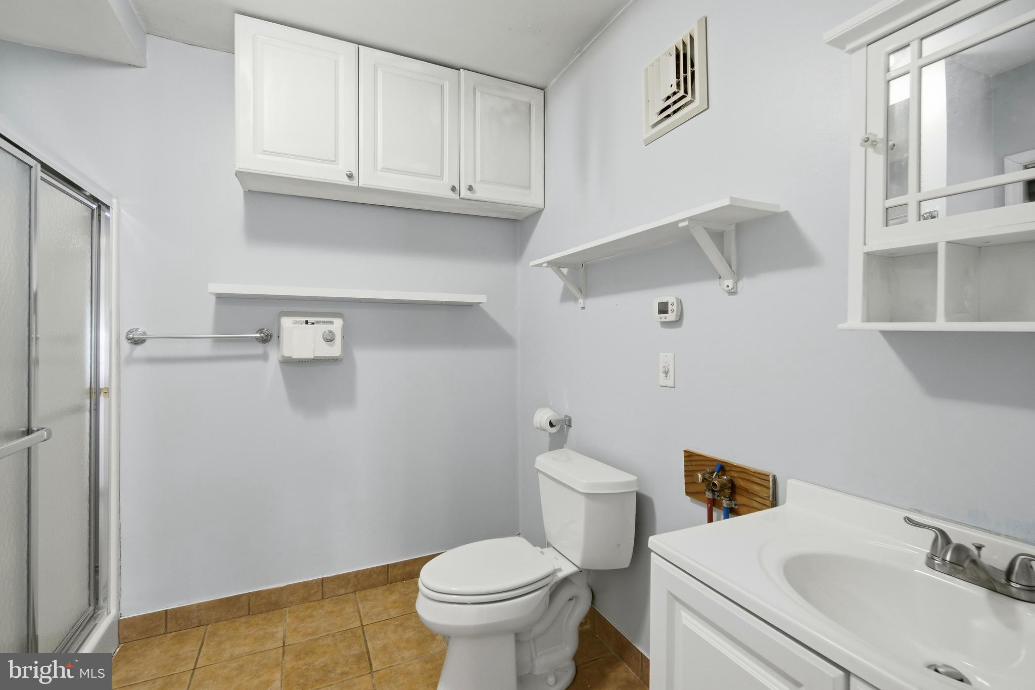 HOLLY LAKE HARBOR - Residential