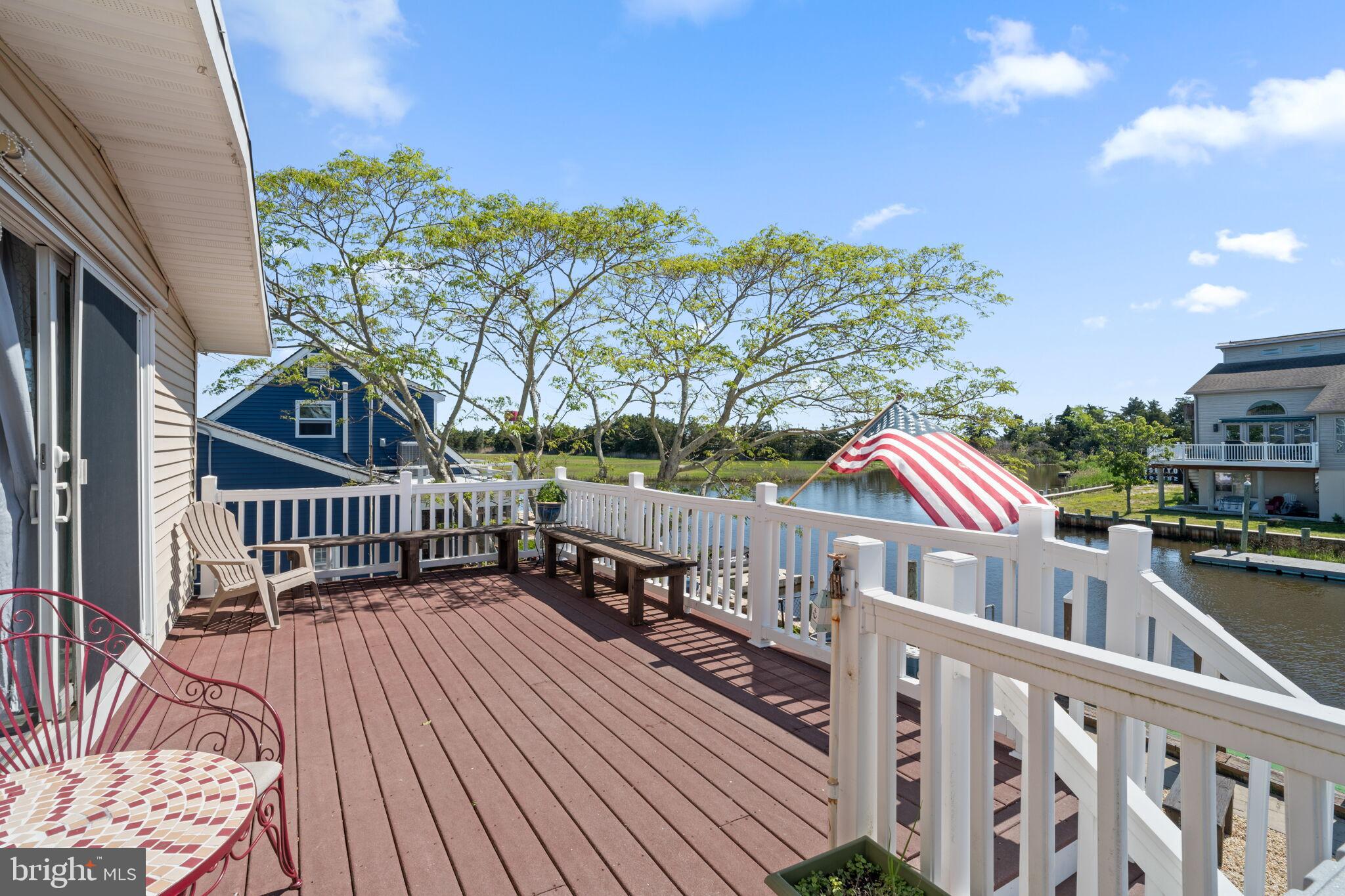 HOLLY LAKE HARBOR - Residential