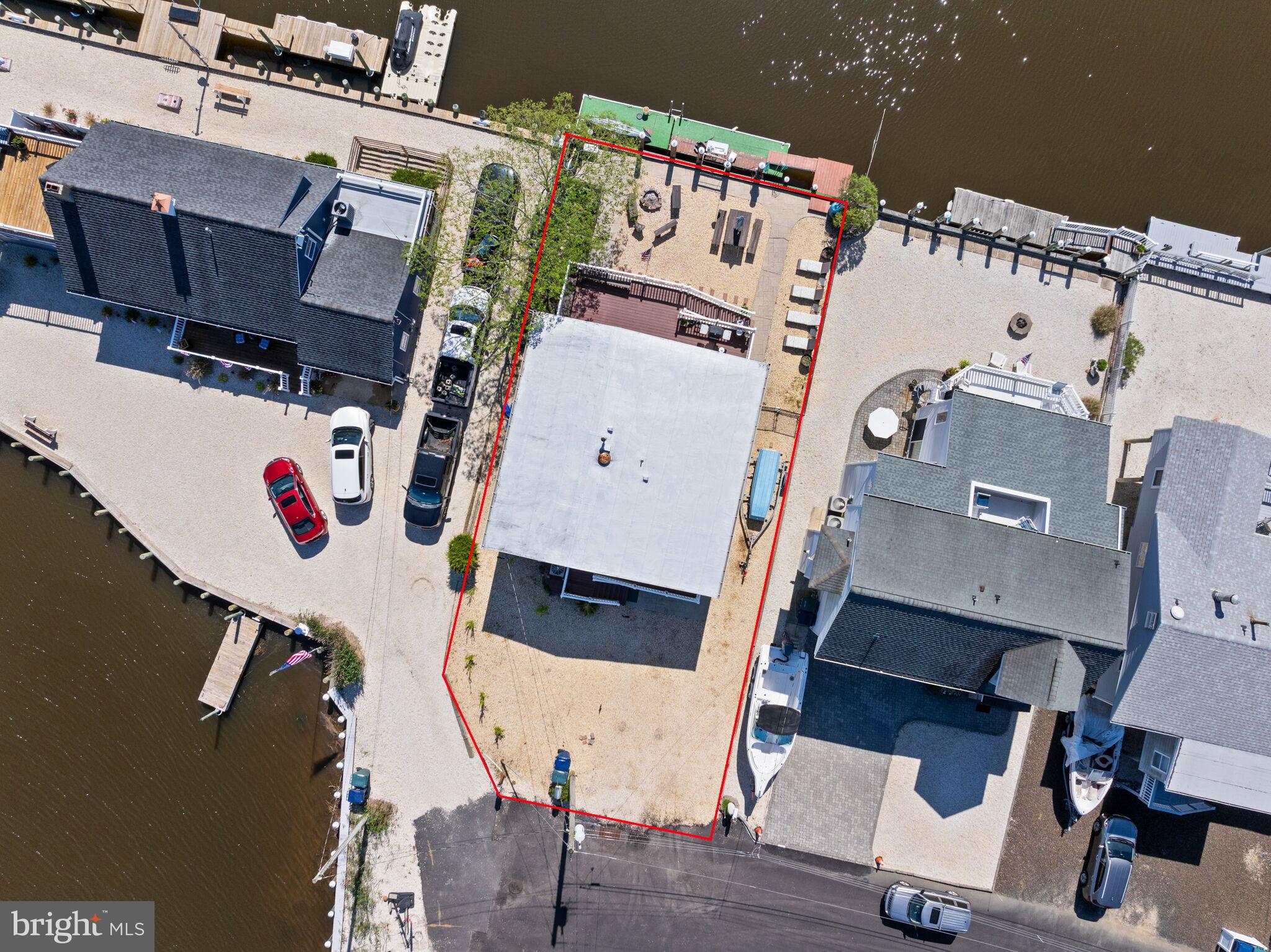 HOLLY LAKE HARBOR - Residential