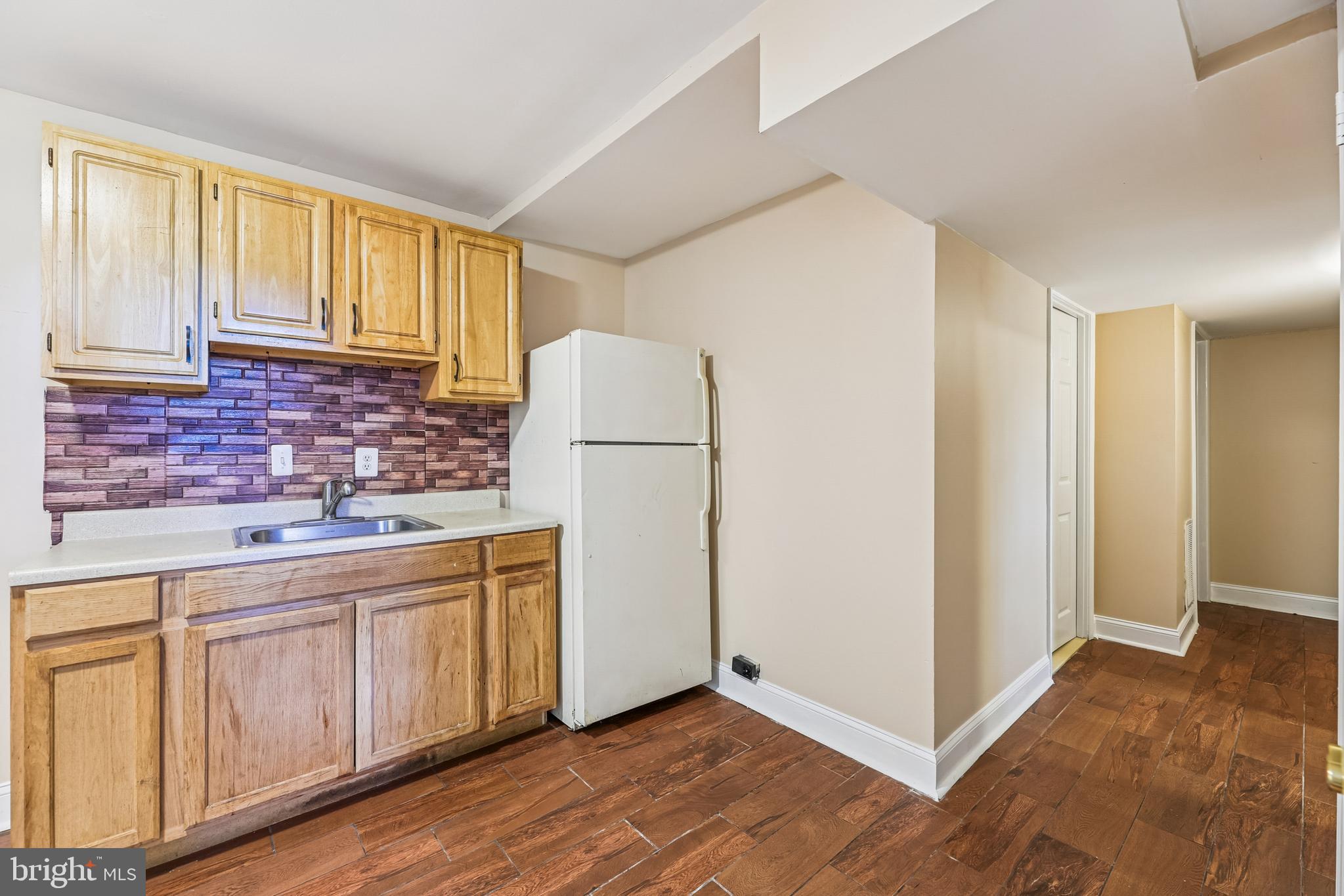 BARONS - Residential