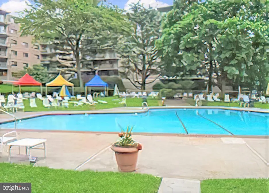 Jenkintown, Pennsylvania 19046, United States, 2 Bedrooms Bedrooms, ,2 BathroomsBathrooms,Residential,Active,186316