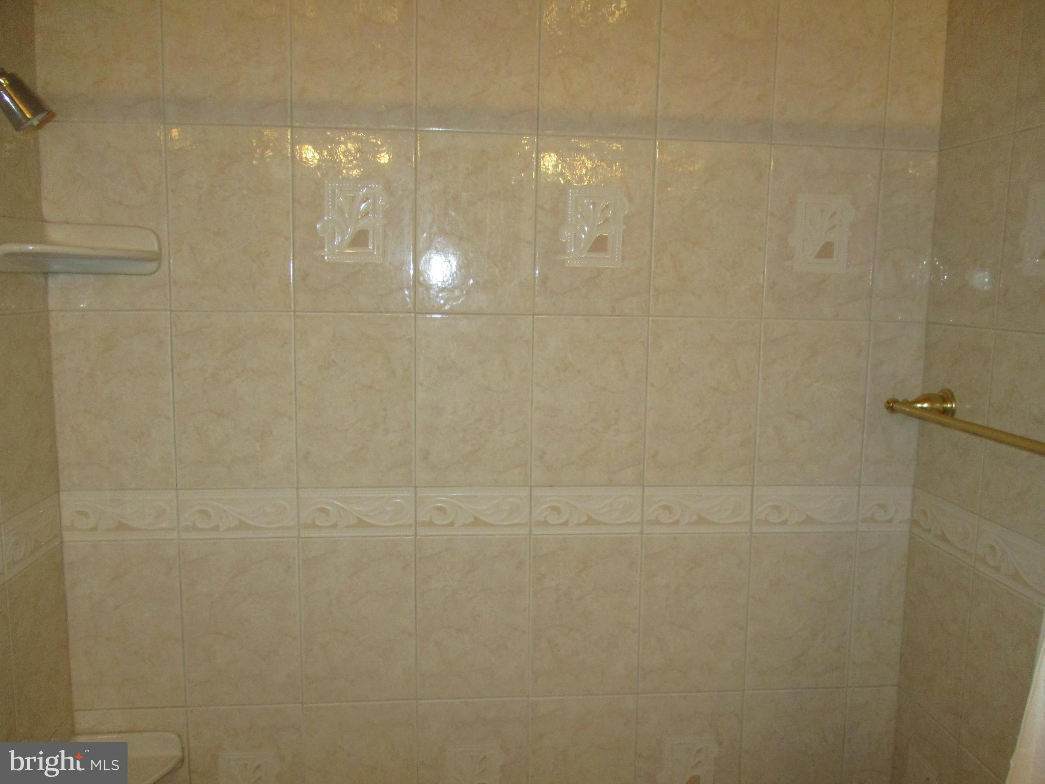 GREAT FALLS MANOR - Residential Lease