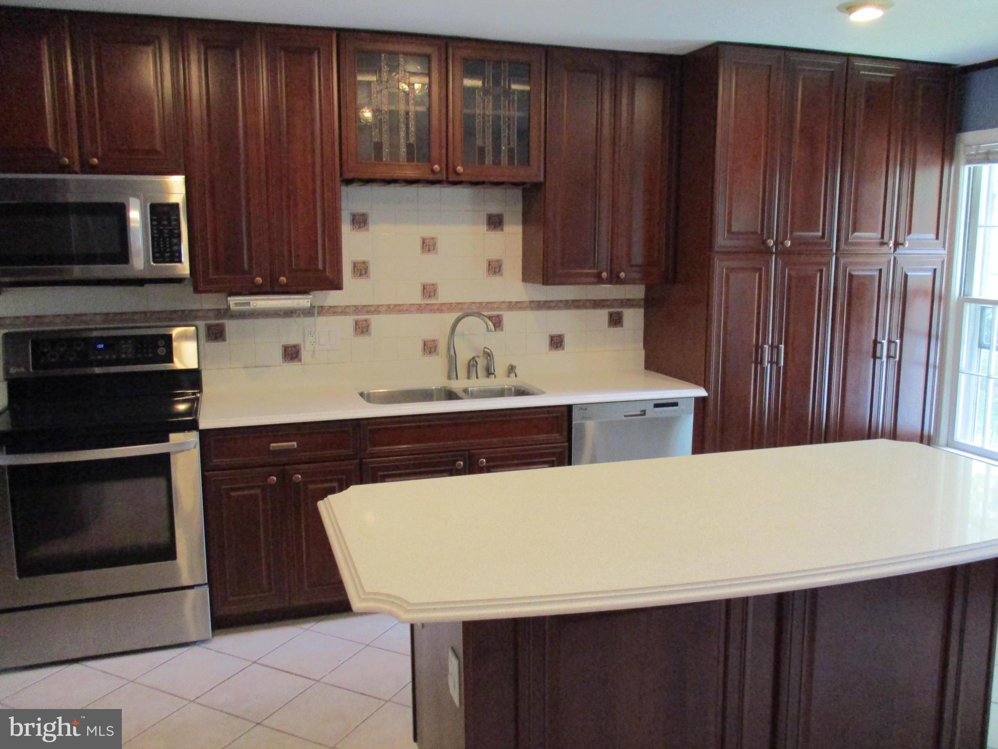 GREAT FALLS MANOR - Residential Lease