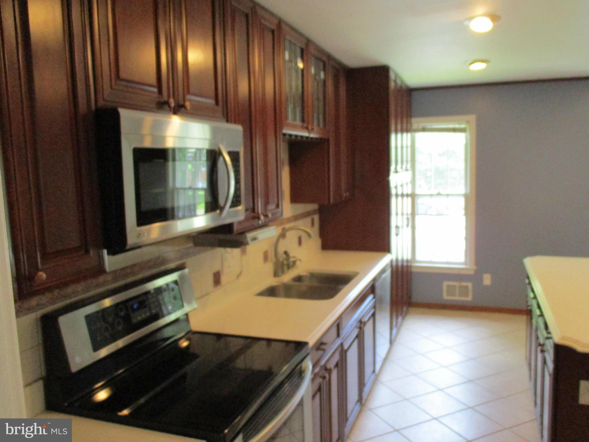 GREAT FALLS MANOR - Residential Lease