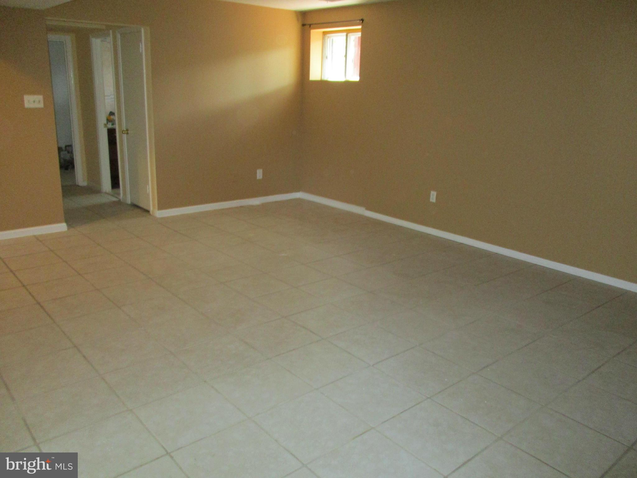 GREAT FALLS MANOR - Residential Lease