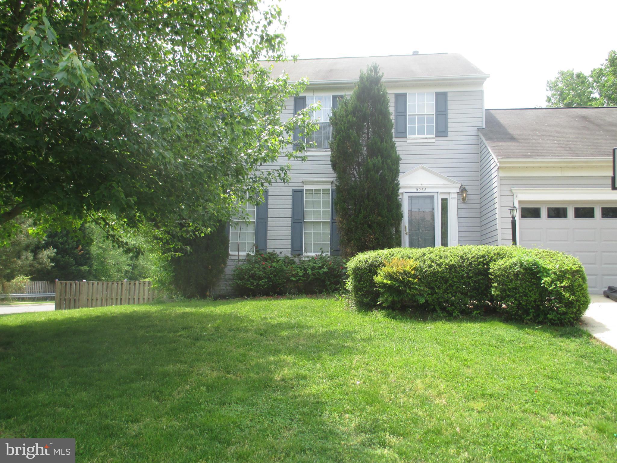 BLOOMS CROSSING - Residential