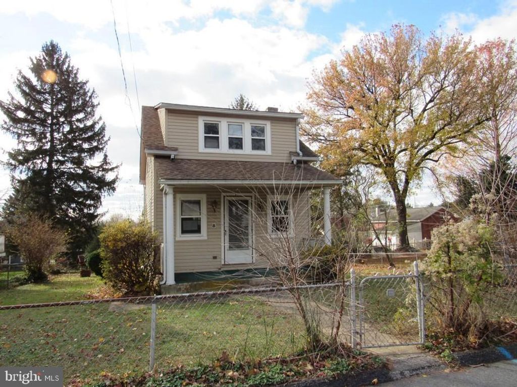 Photo of 8 Fairview Avenue, BAUSMAN, PA 17504 (MLS # PALA2082316)