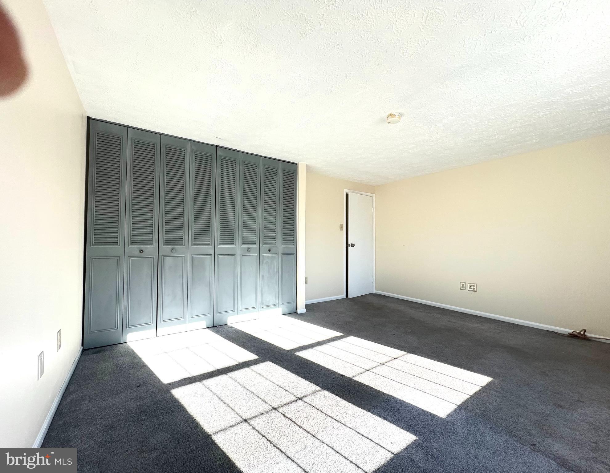 DRESDEN GREEN - Residential