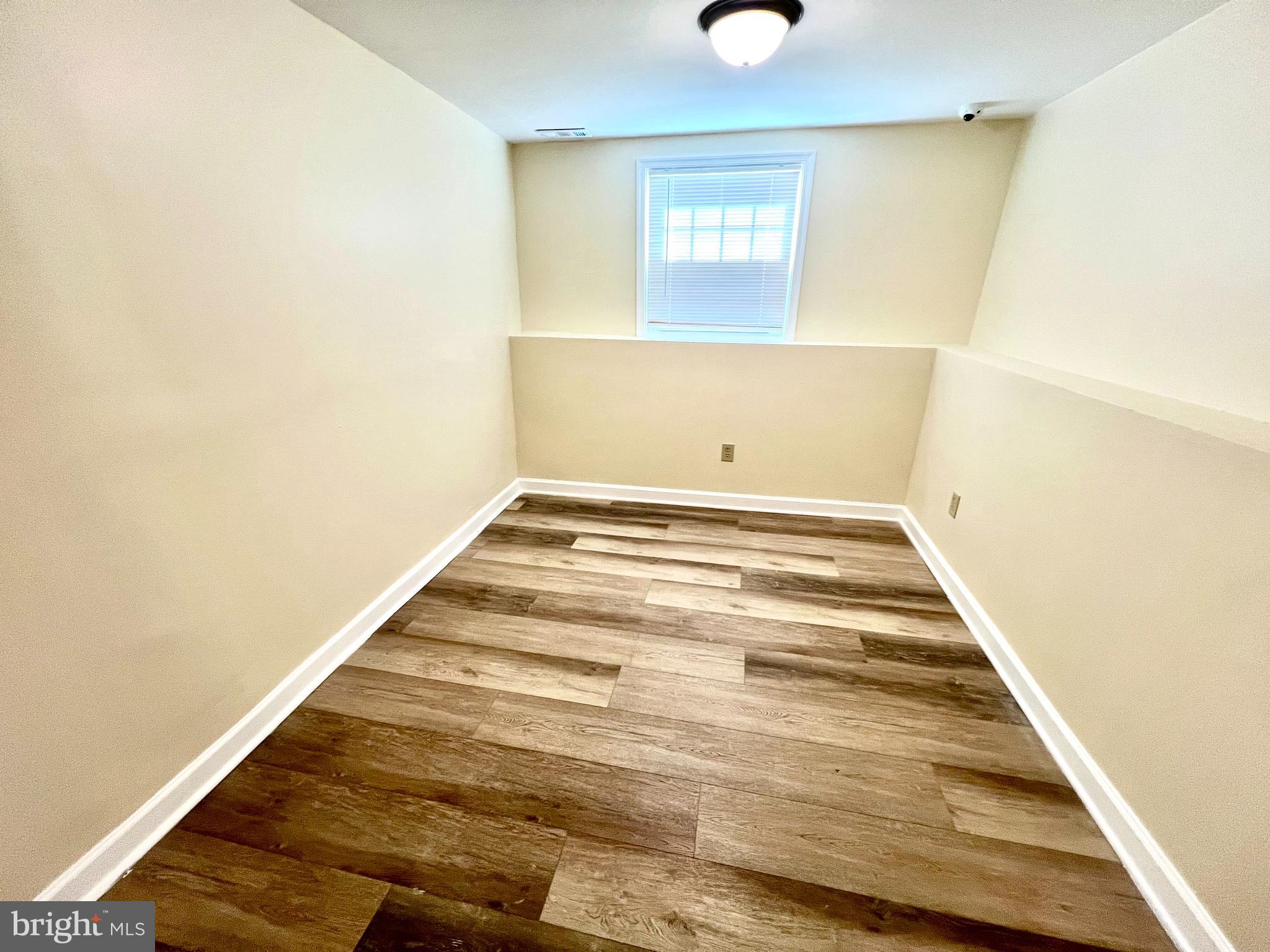 DRESDEN GREEN - Residential