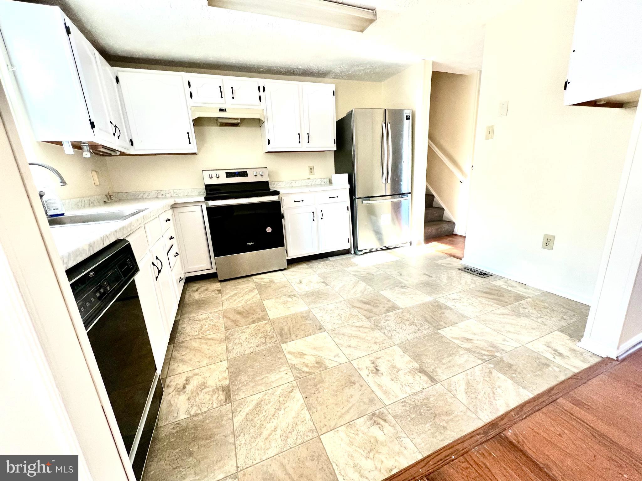 DRESDEN GREEN - Residential