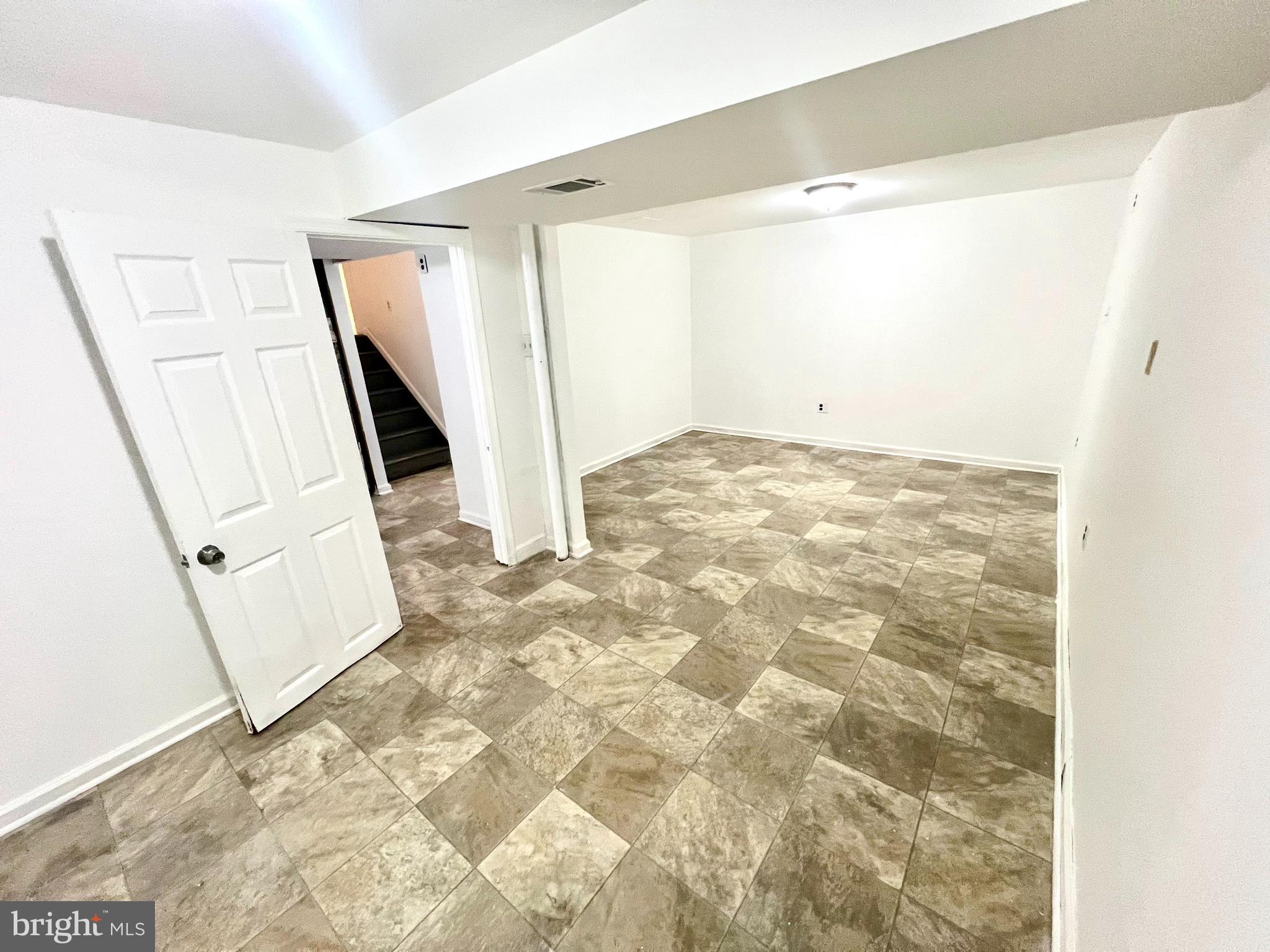 DRESDEN GREEN - Residential