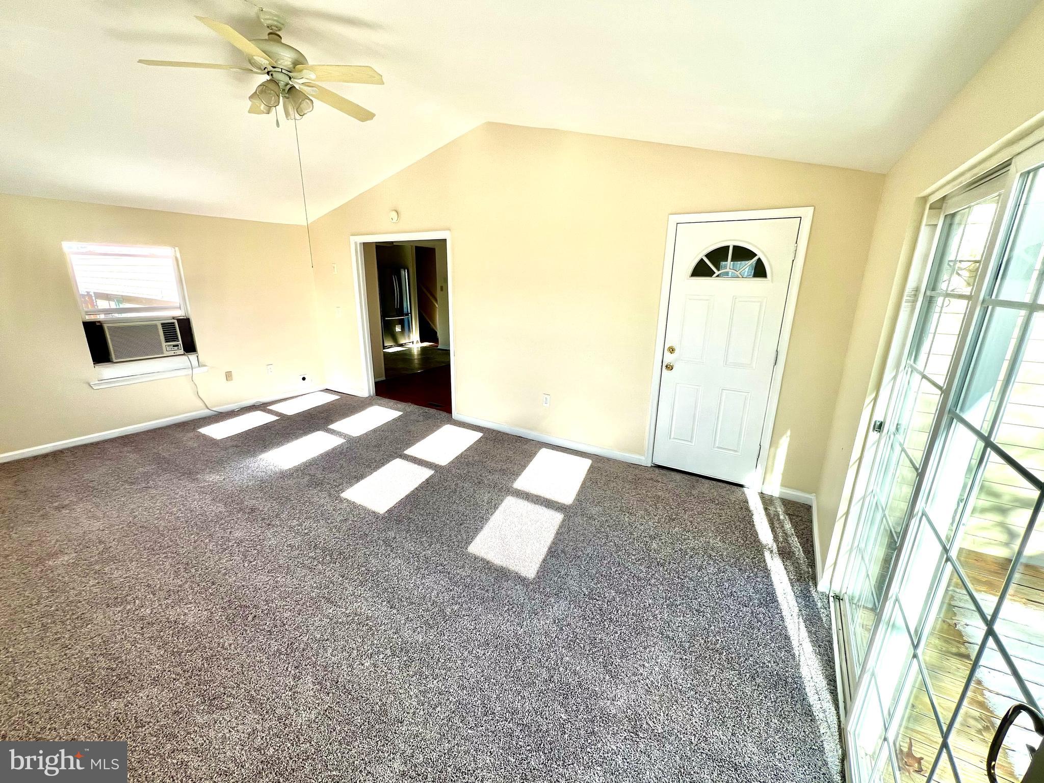 DRESDEN GREEN - Residential