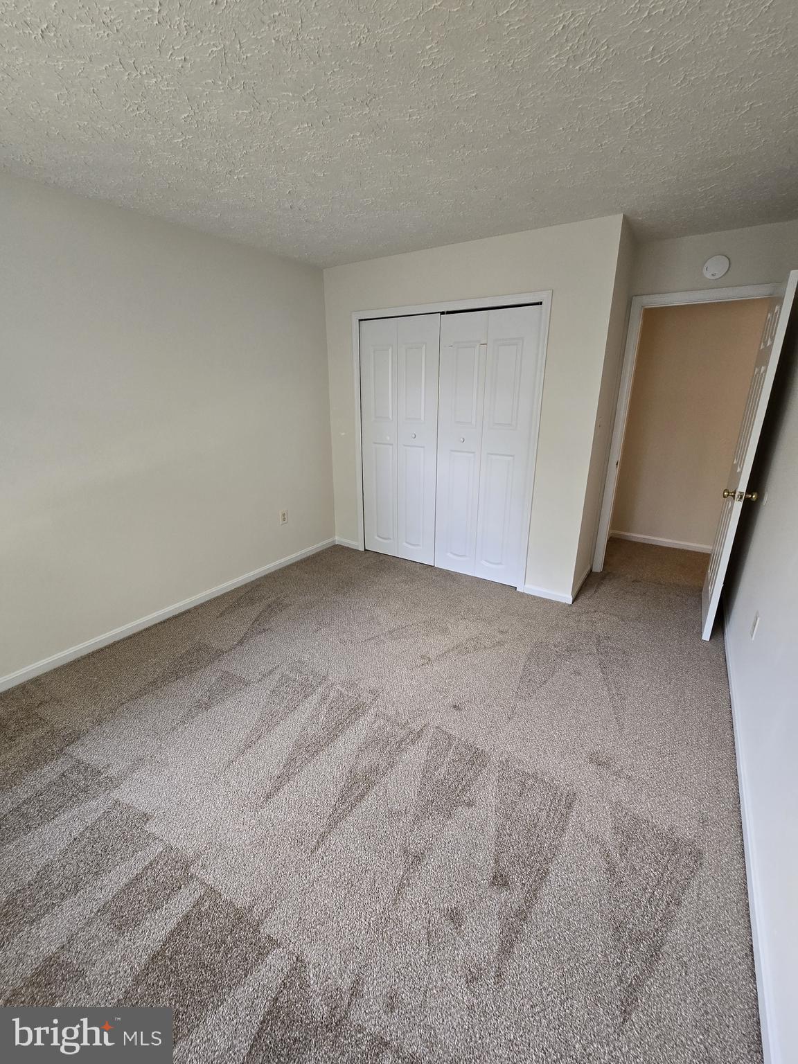 ST CHARLES HAMPSHIRE - Residential