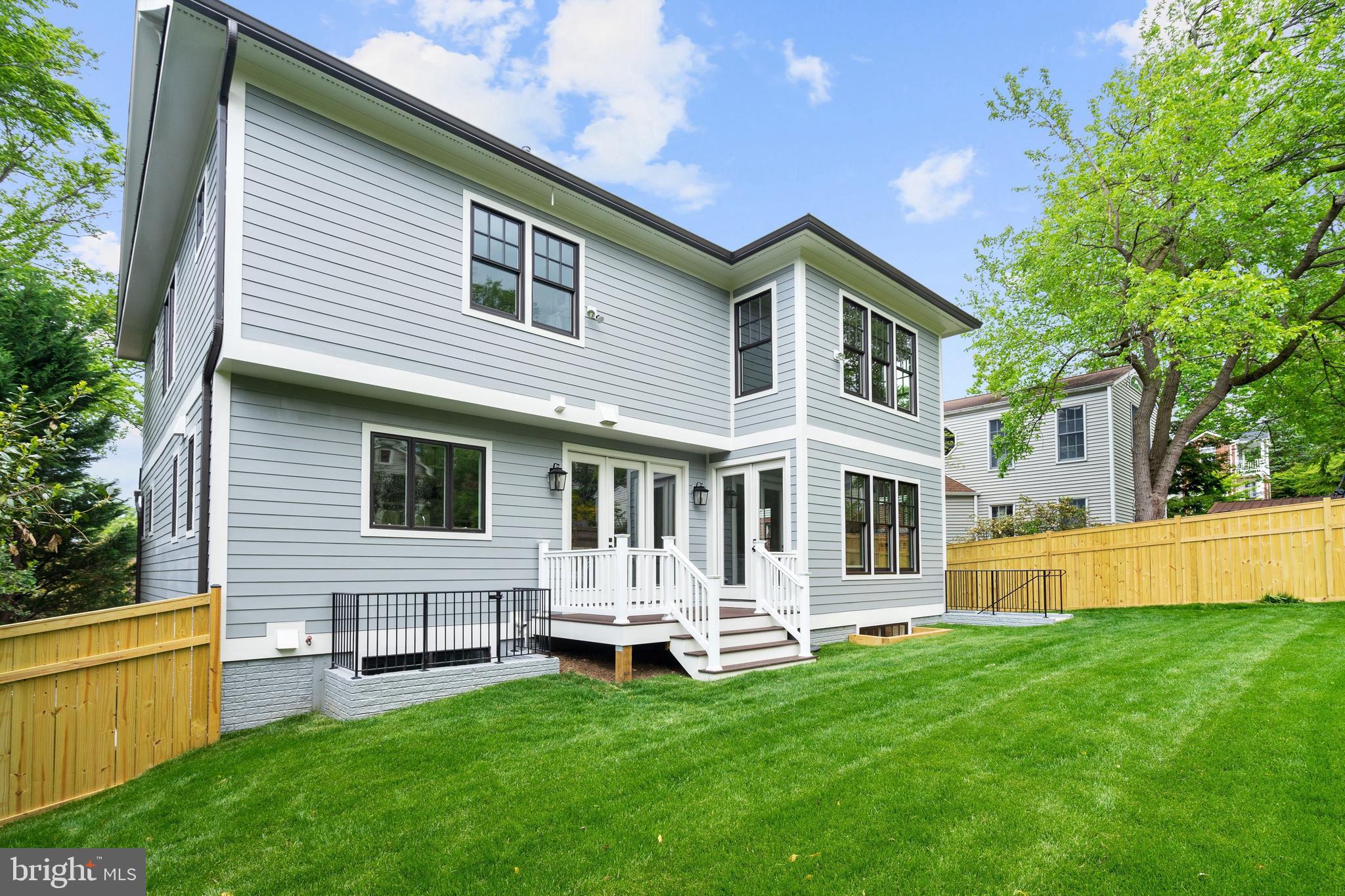 GARDEN CITY - Residential