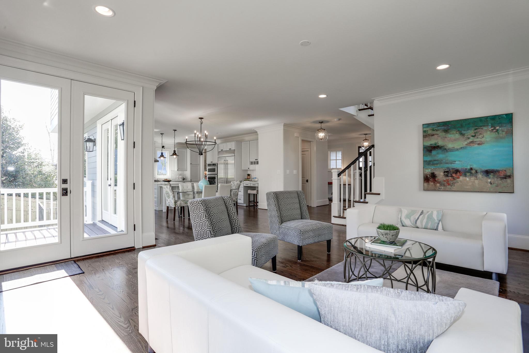 GARDEN CITY - Residential