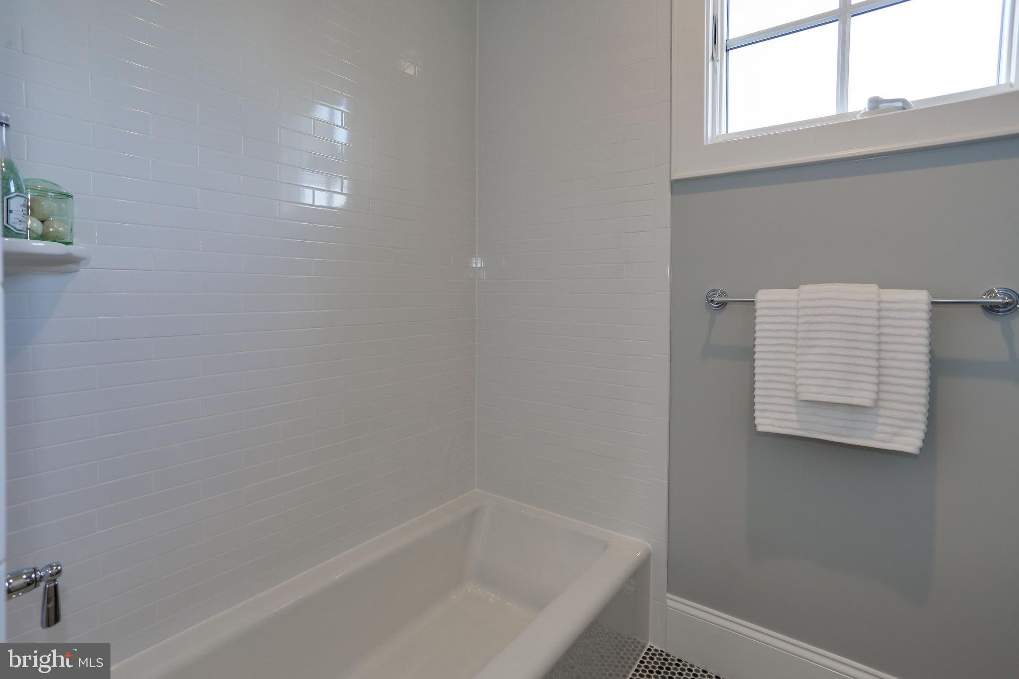 GARDEN CITY - Residential