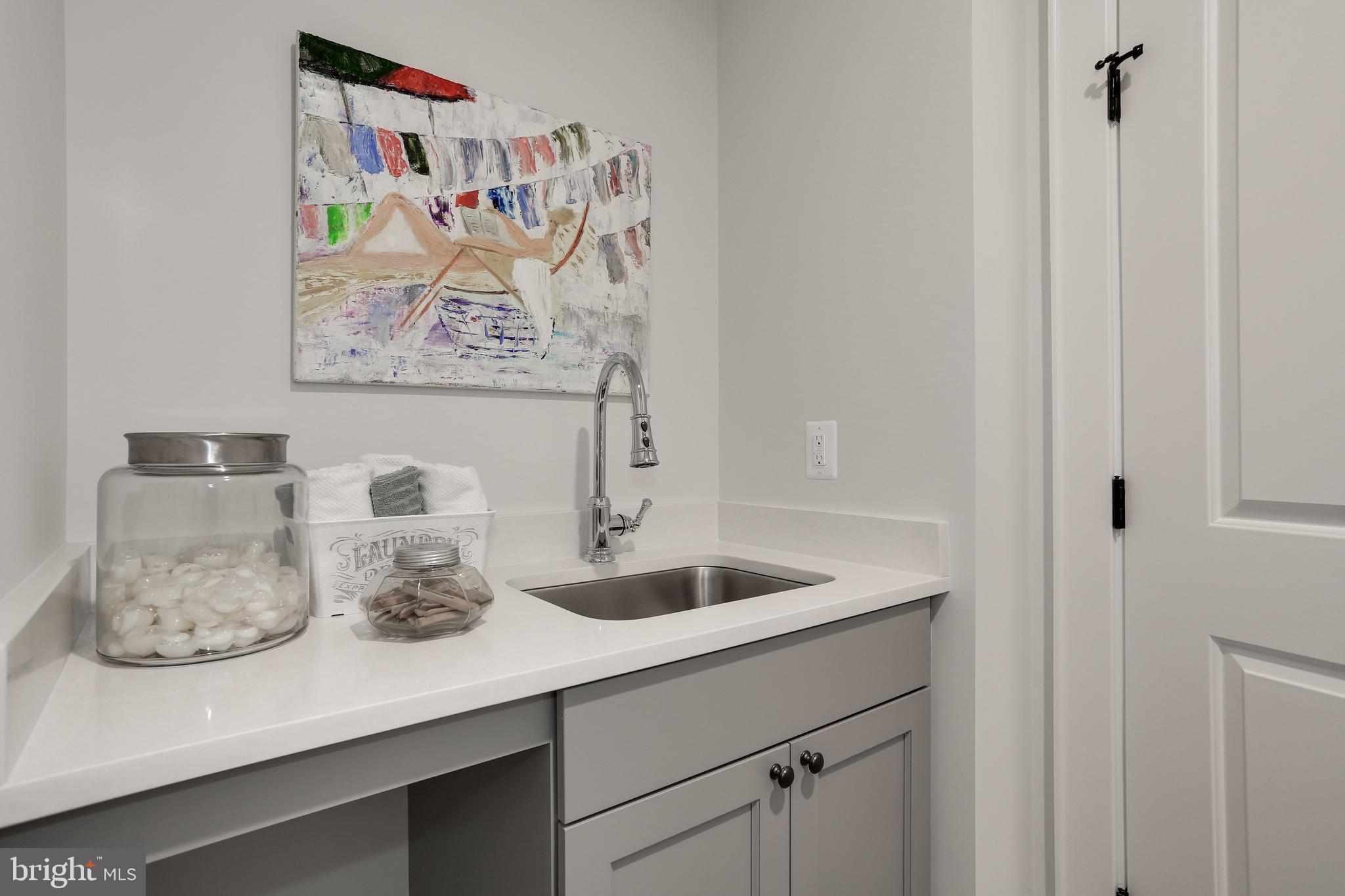 GARDEN CITY - Residential