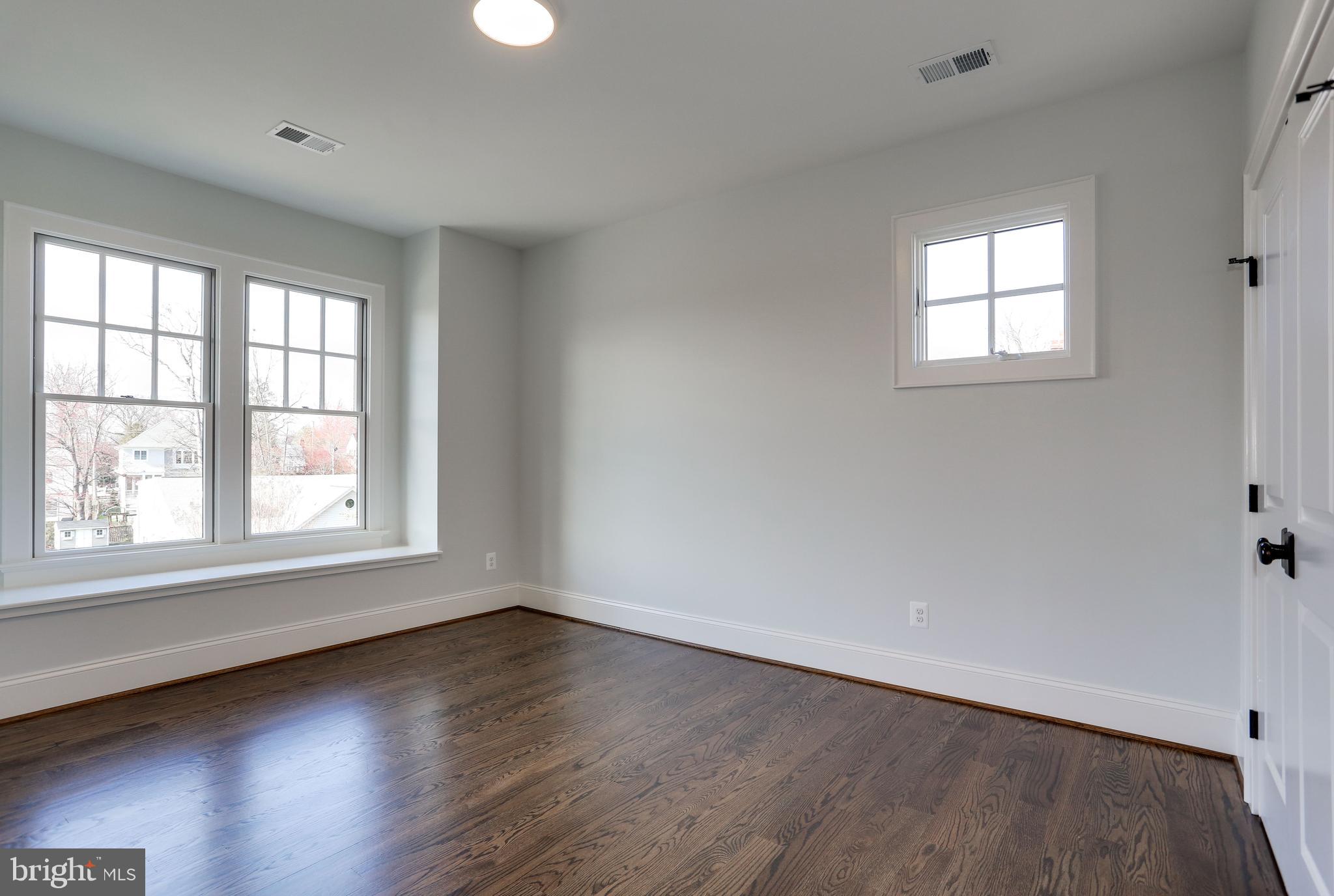 GARDEN CITY - Residential