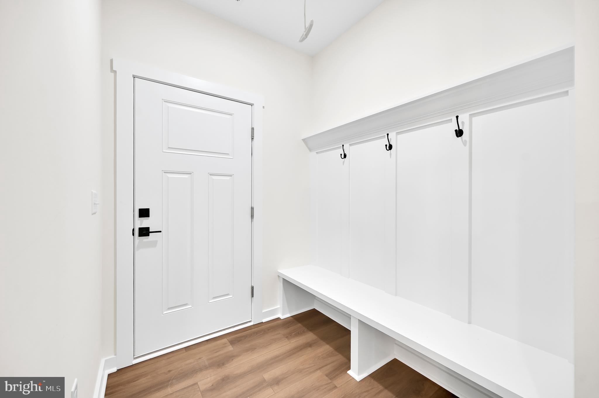 VALLEYWOOD - Residential