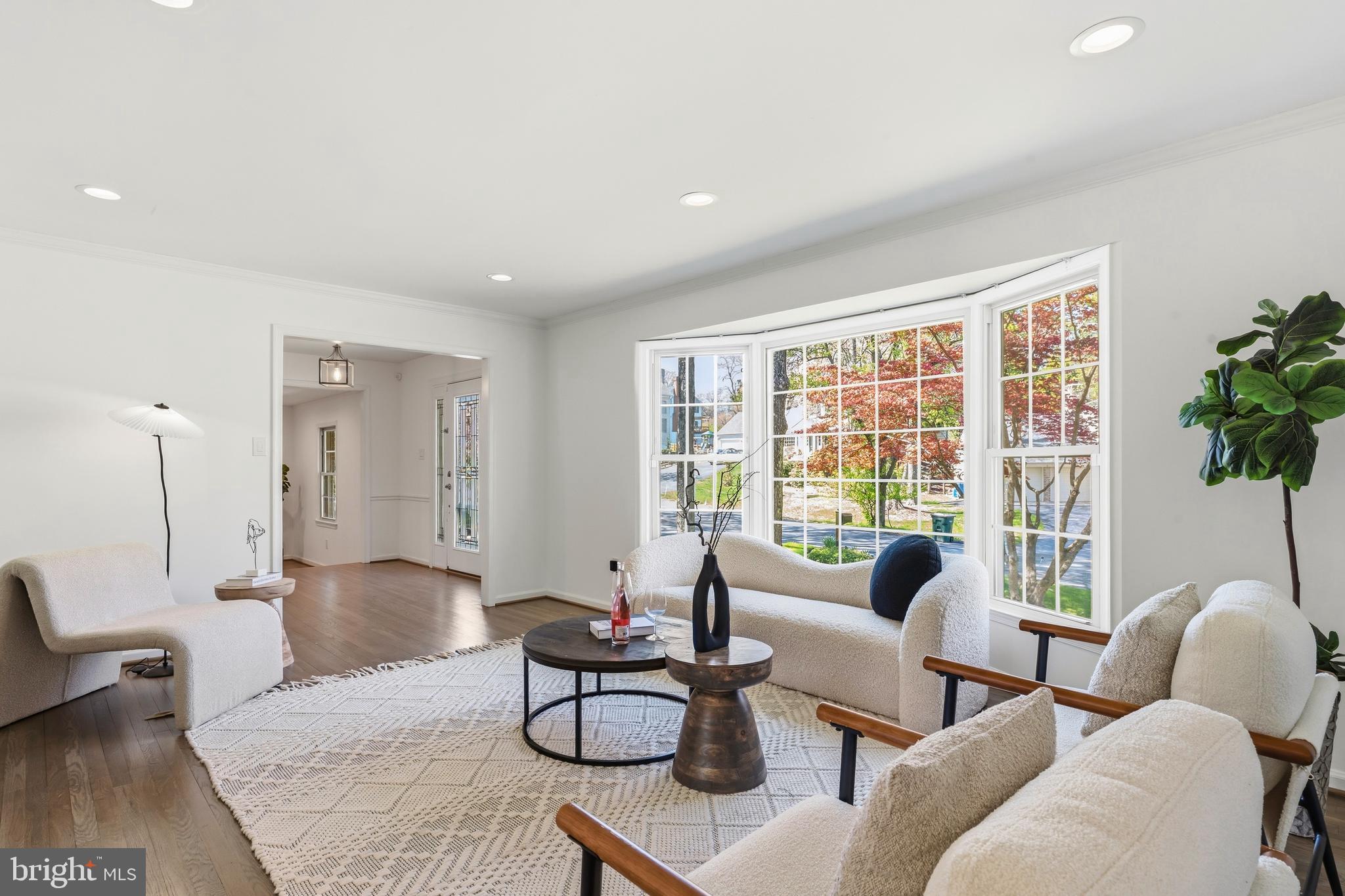 PINE KNOLLS - Residential