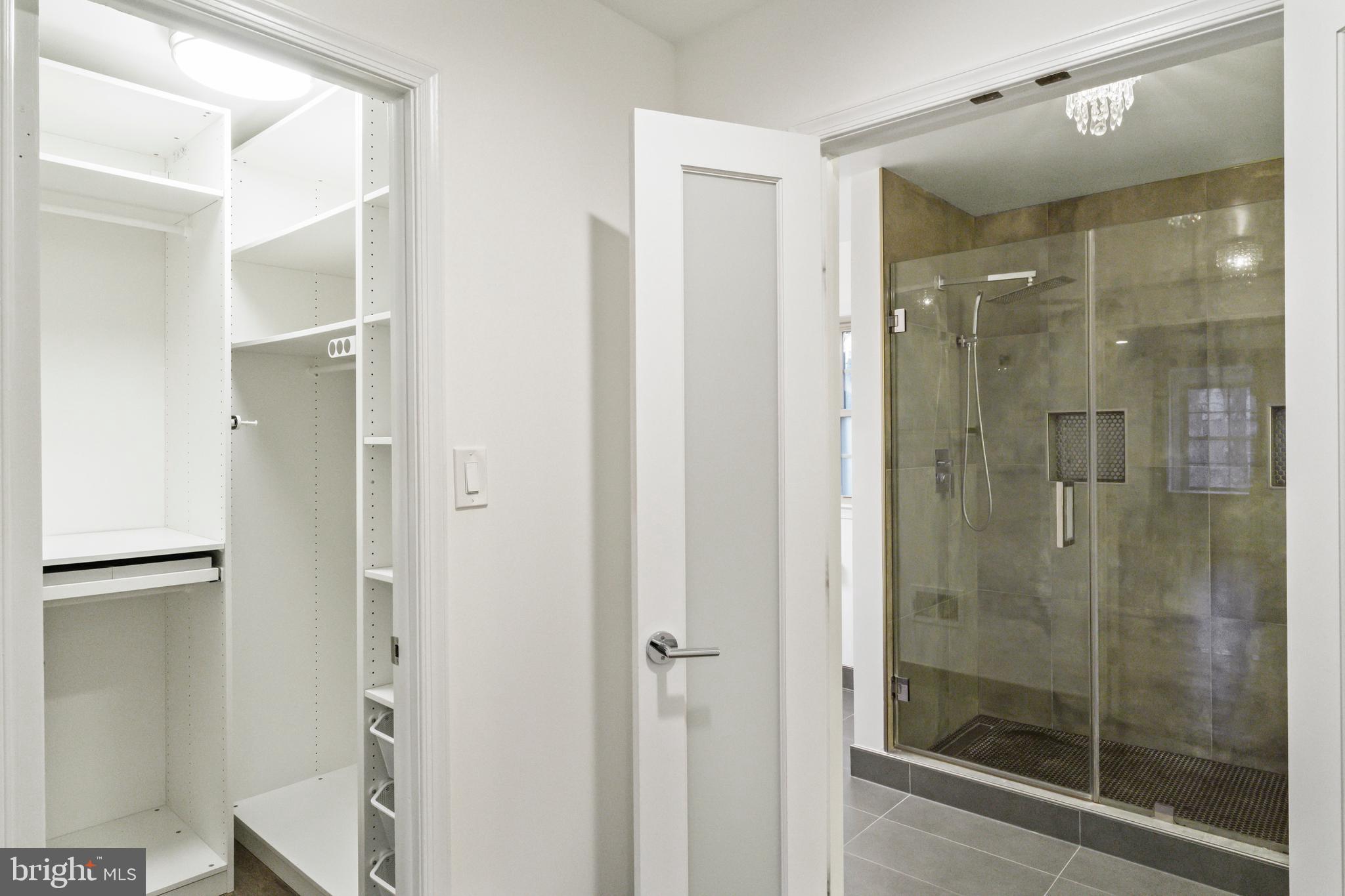 PINE KNOLLS - Residential