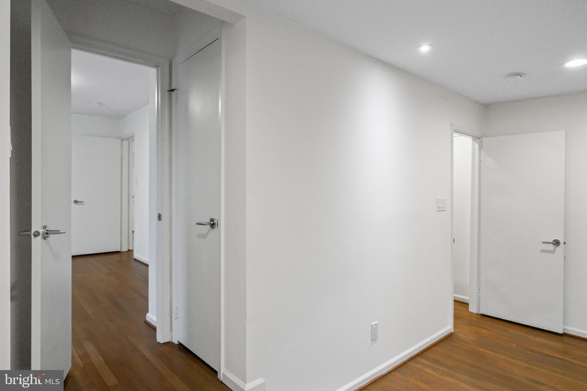 PINE KNOLLS - Residential