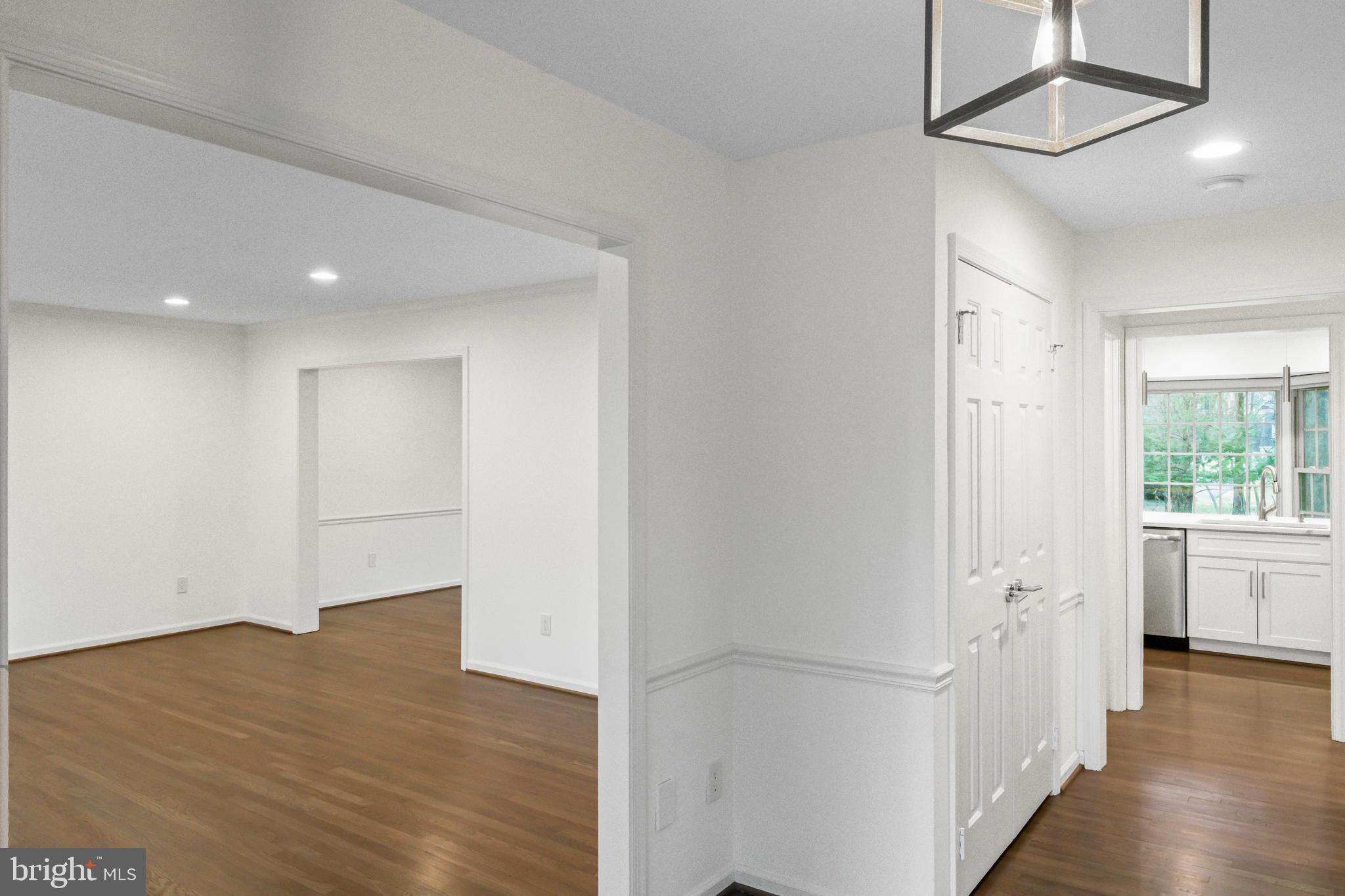 PINE KNOLLS - Residential