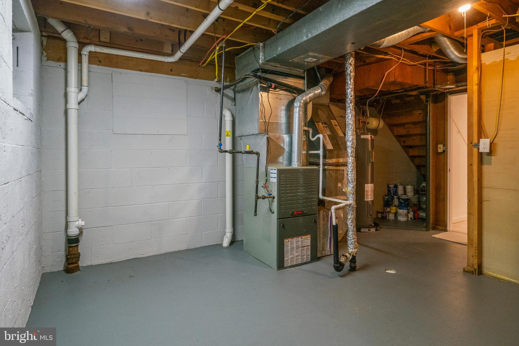 PINE KNOLLS - Residential