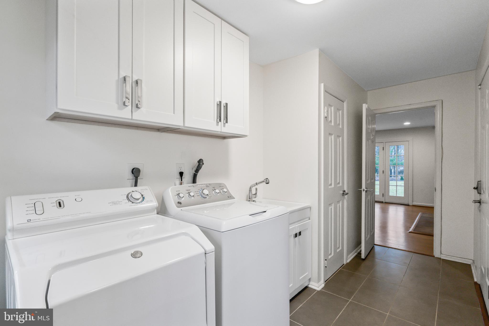 PINE KNOLLS - Residential