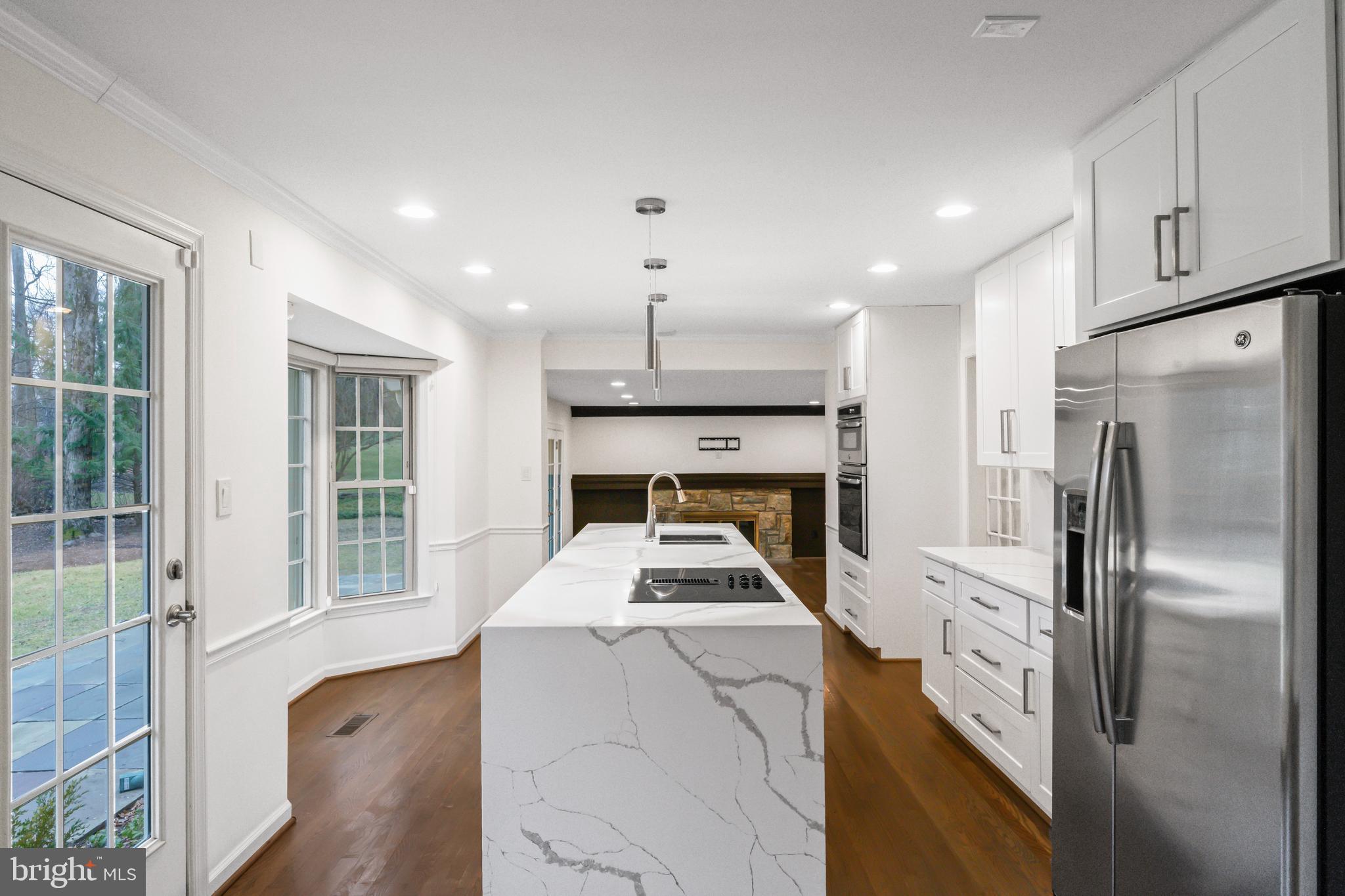 PINE KNOLLS - Residential