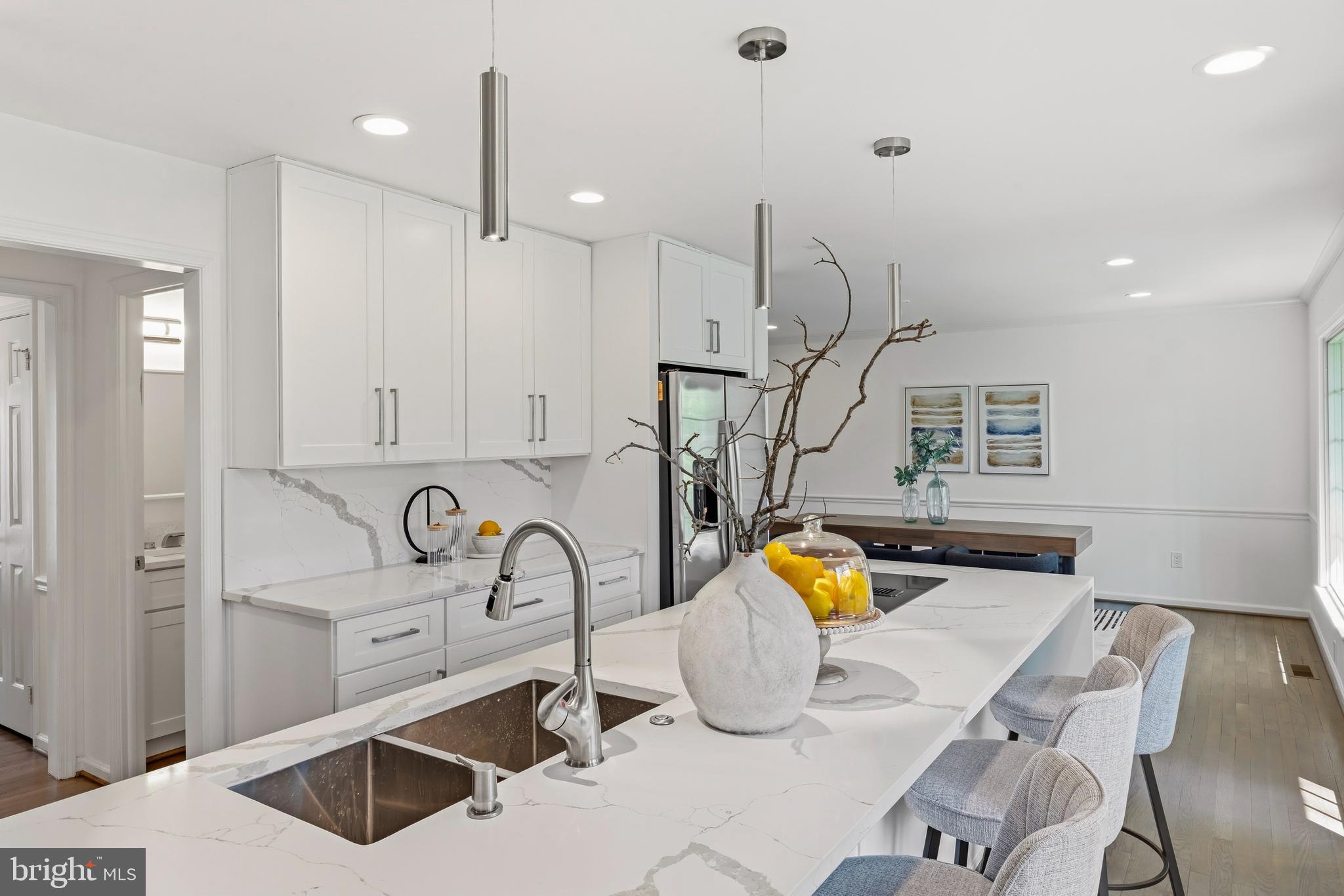 PINE KNOLLS - Residential