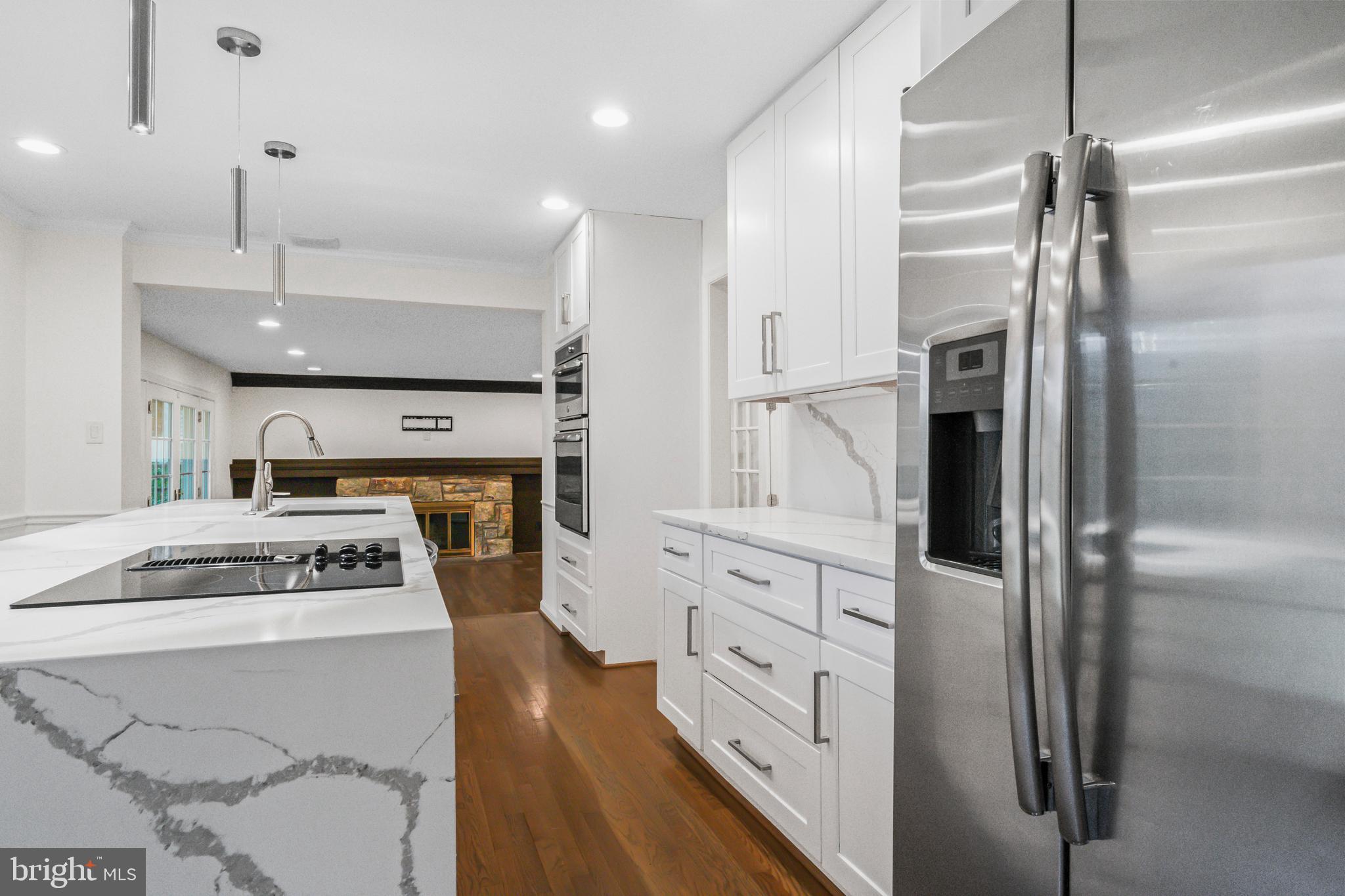 PINE KNOLLS - Residential