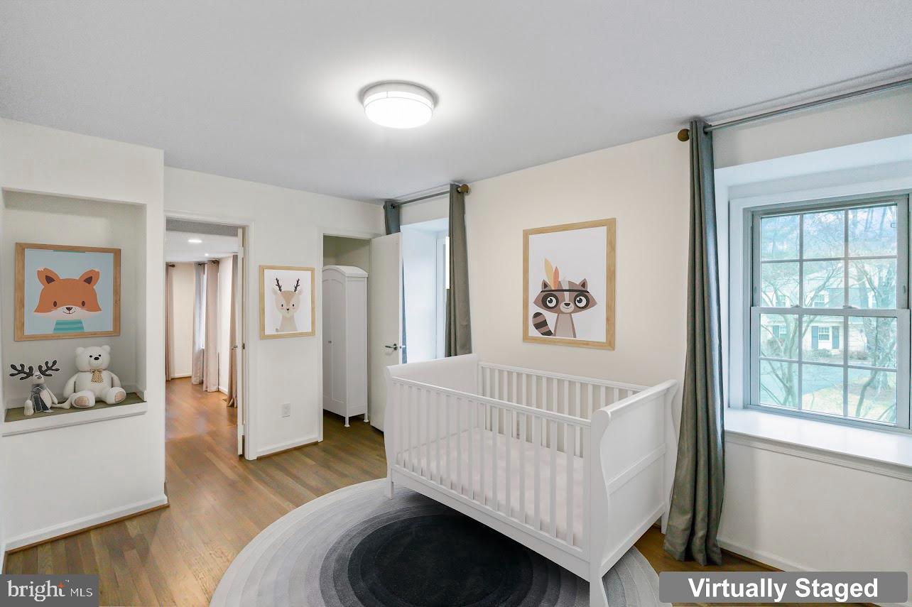 PINE KNOLLS - Residential