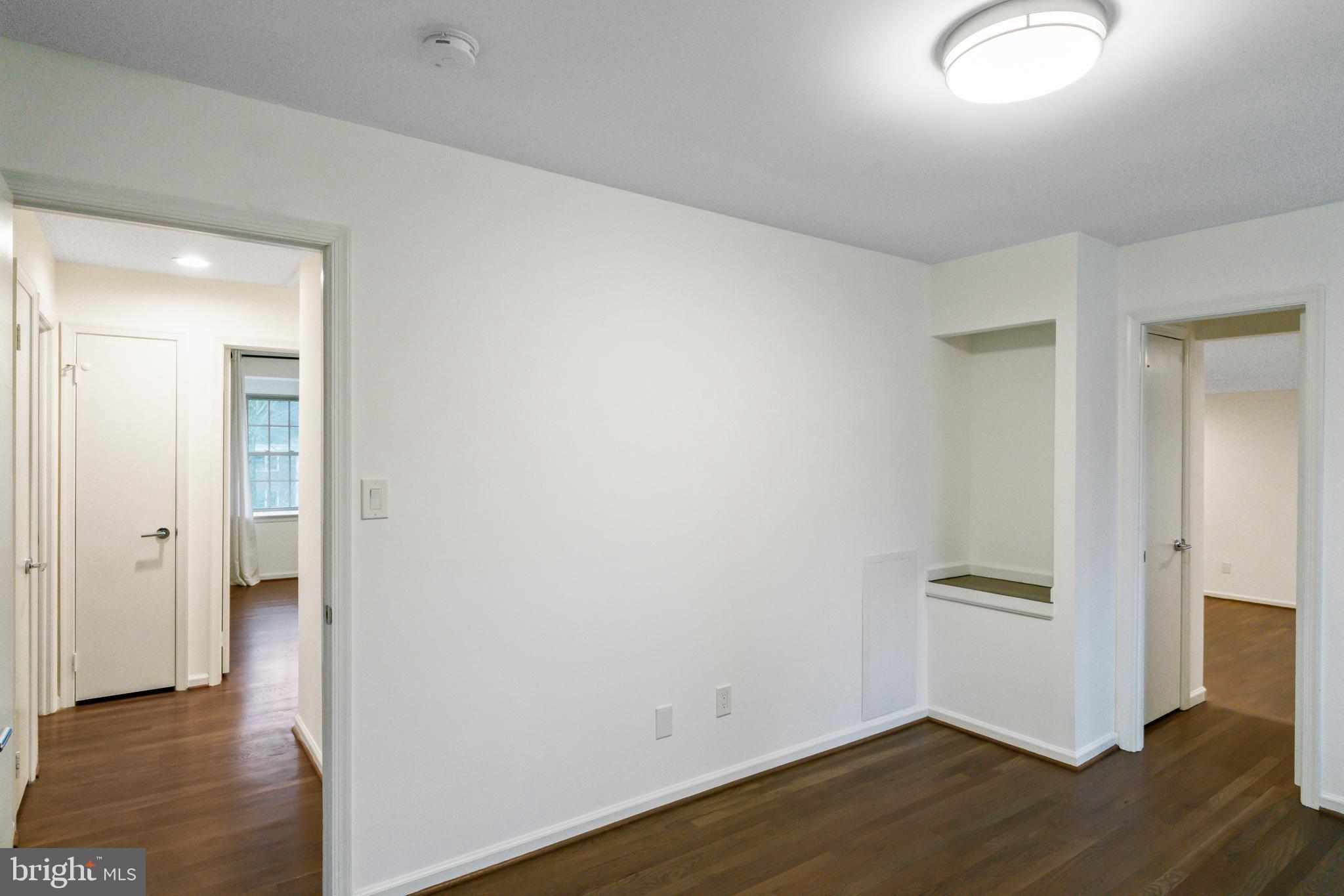 PINE KNOLLS - Residential