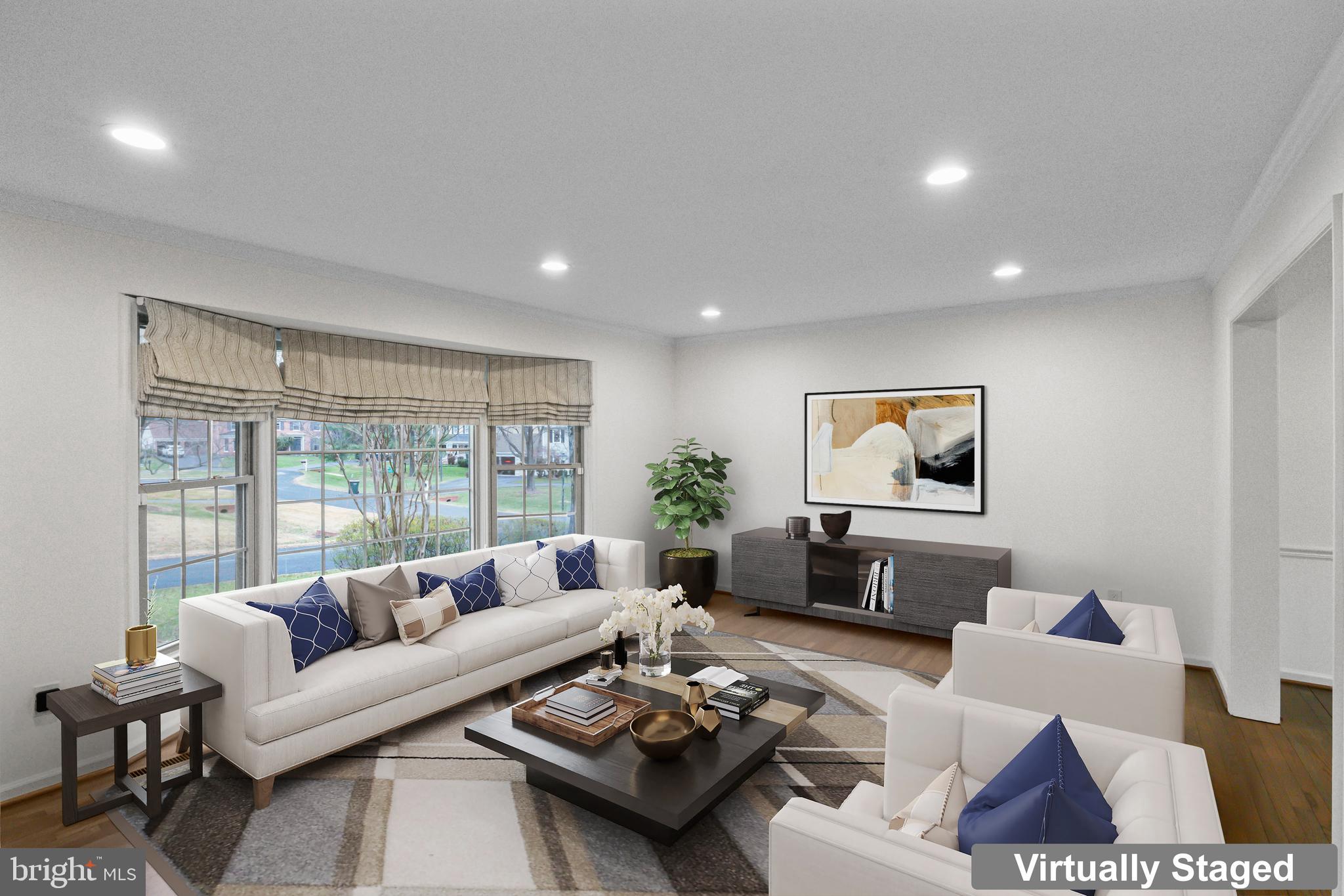 PINE KNOLLS - Residential