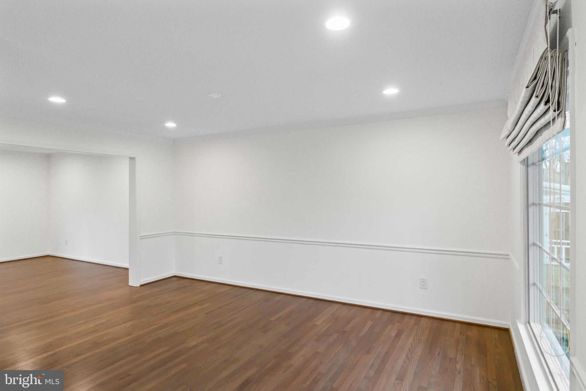 PINE KNOLLS - Residential