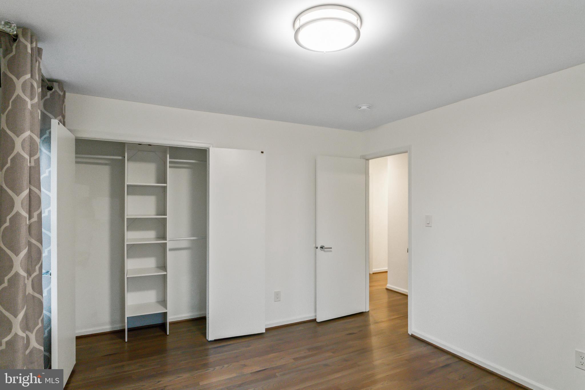 PINE KNOLLS - Residential