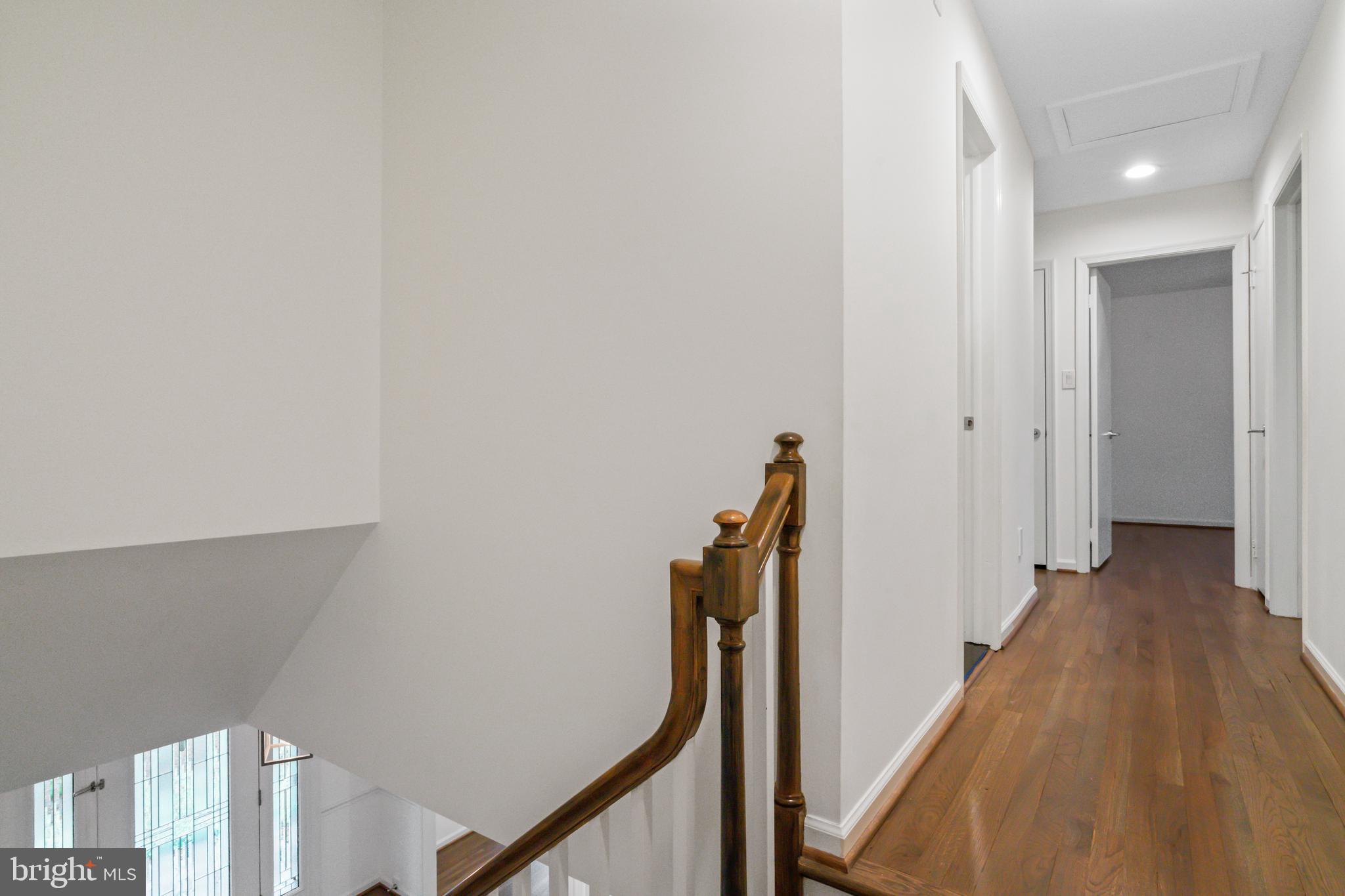 PINE KNOLLS - Residential