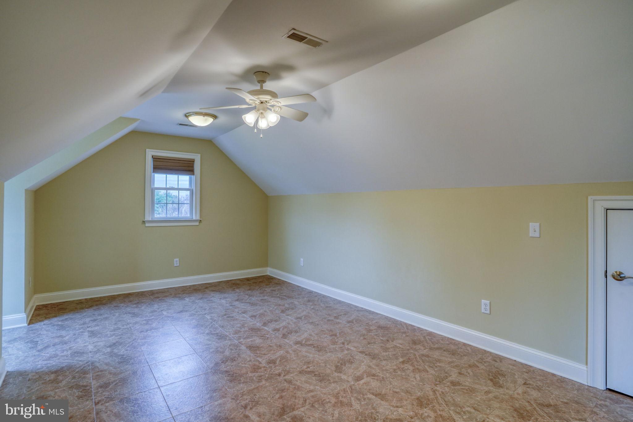 ROCKLAND HILLS - Residential