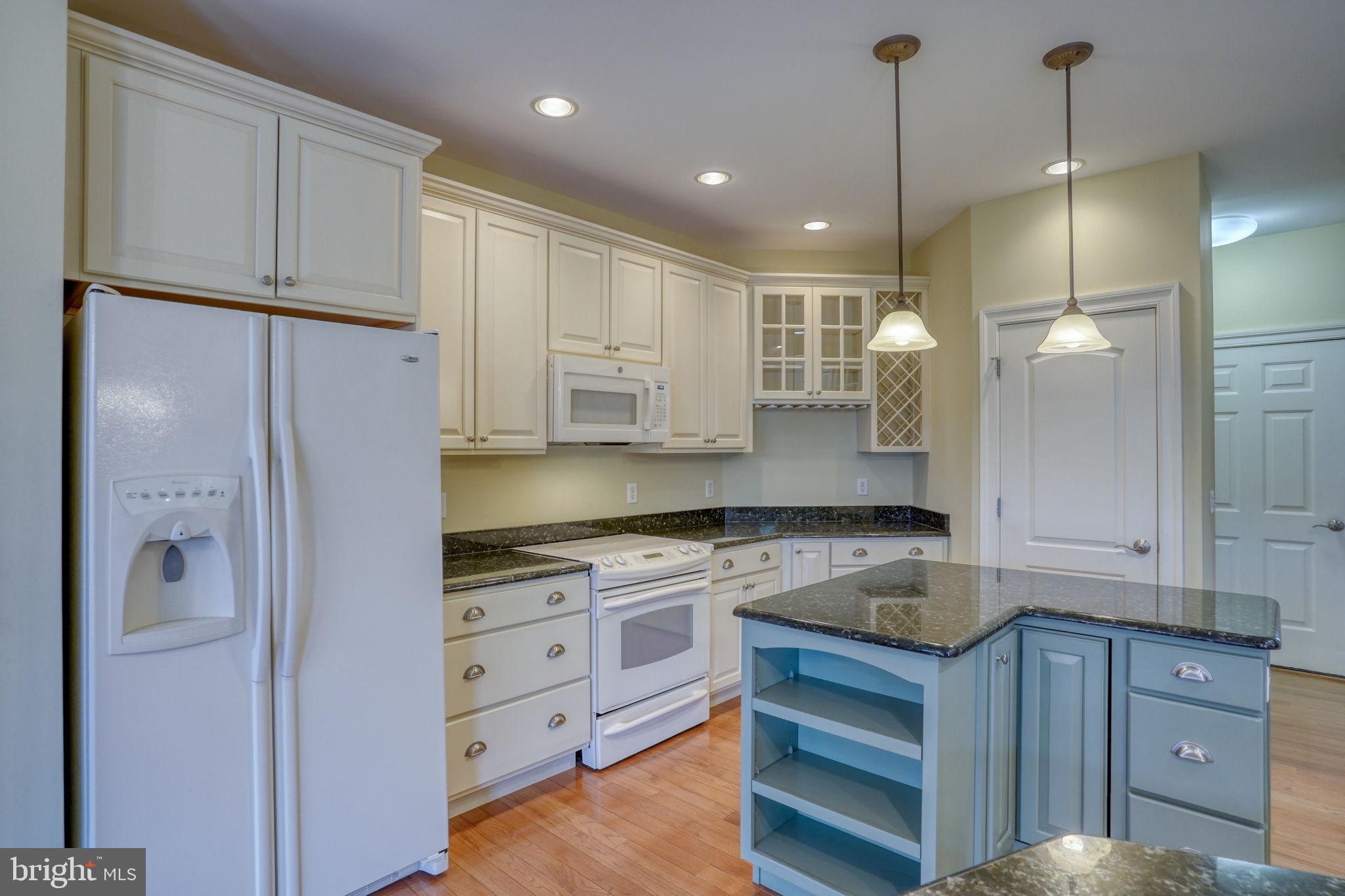 ROCKLAND HILLS - Residential