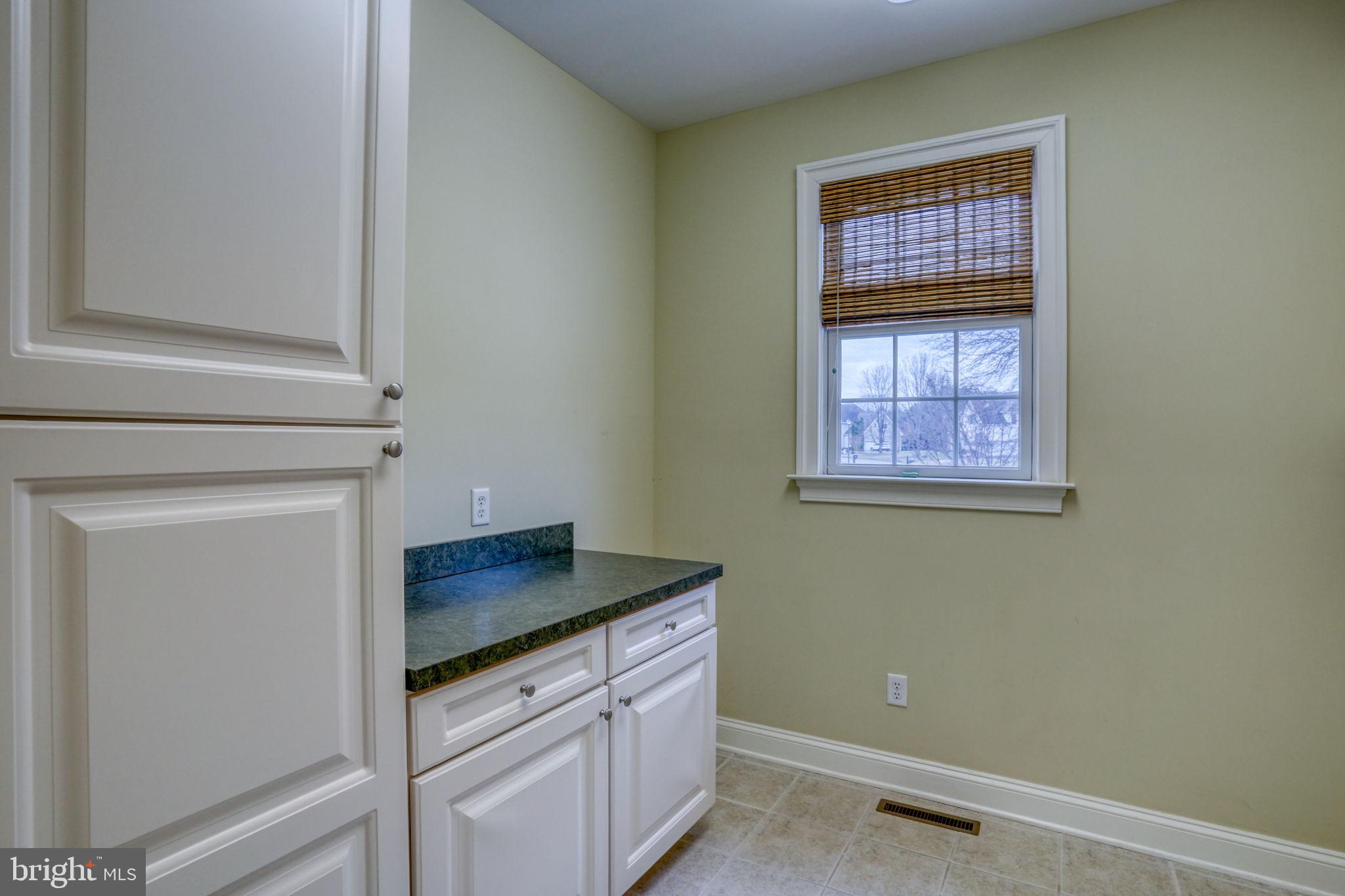 ROCKLAND HILLS - Residential